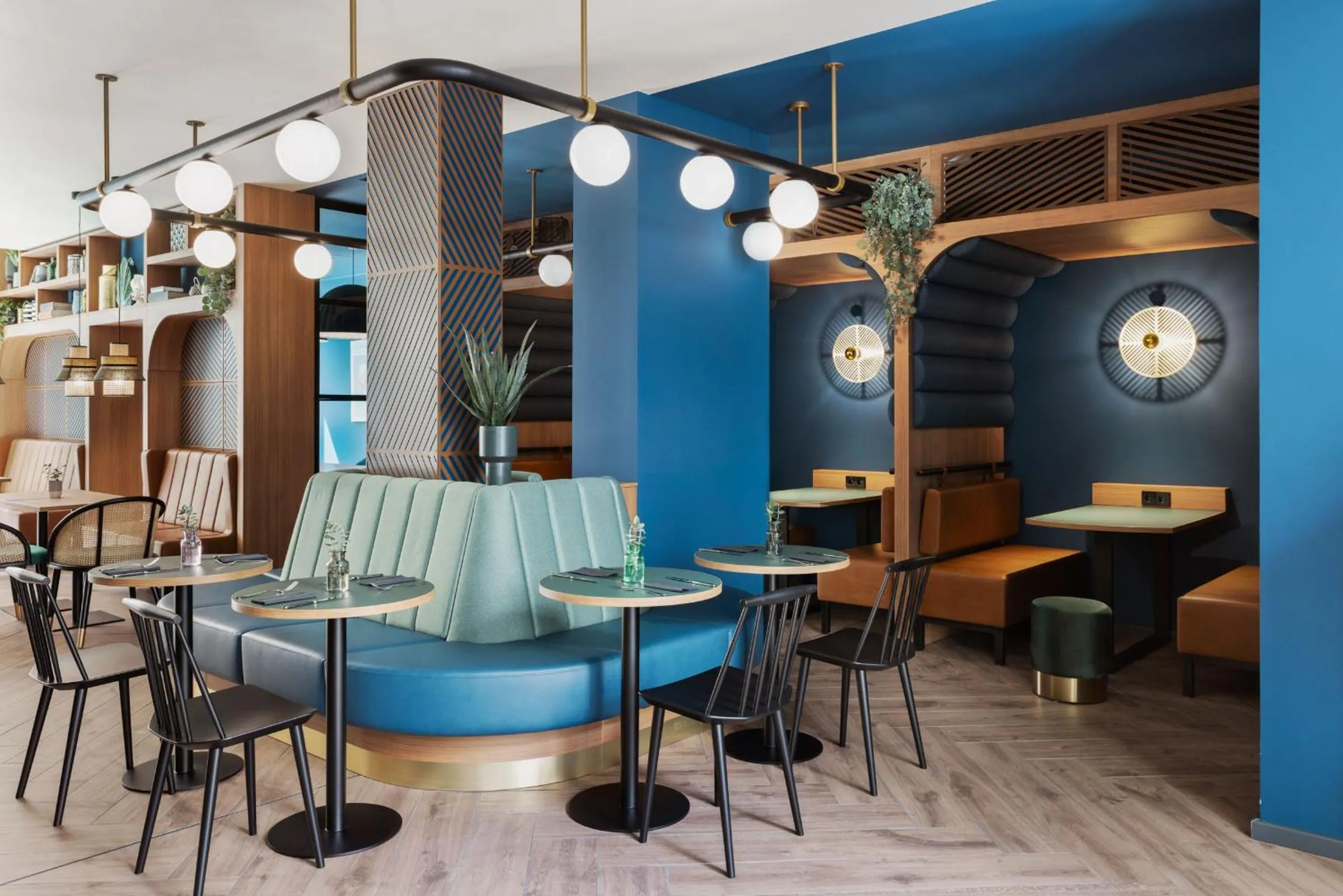 Restaurant/places to eat in Stay KooooK Leipzig City - Online Check In