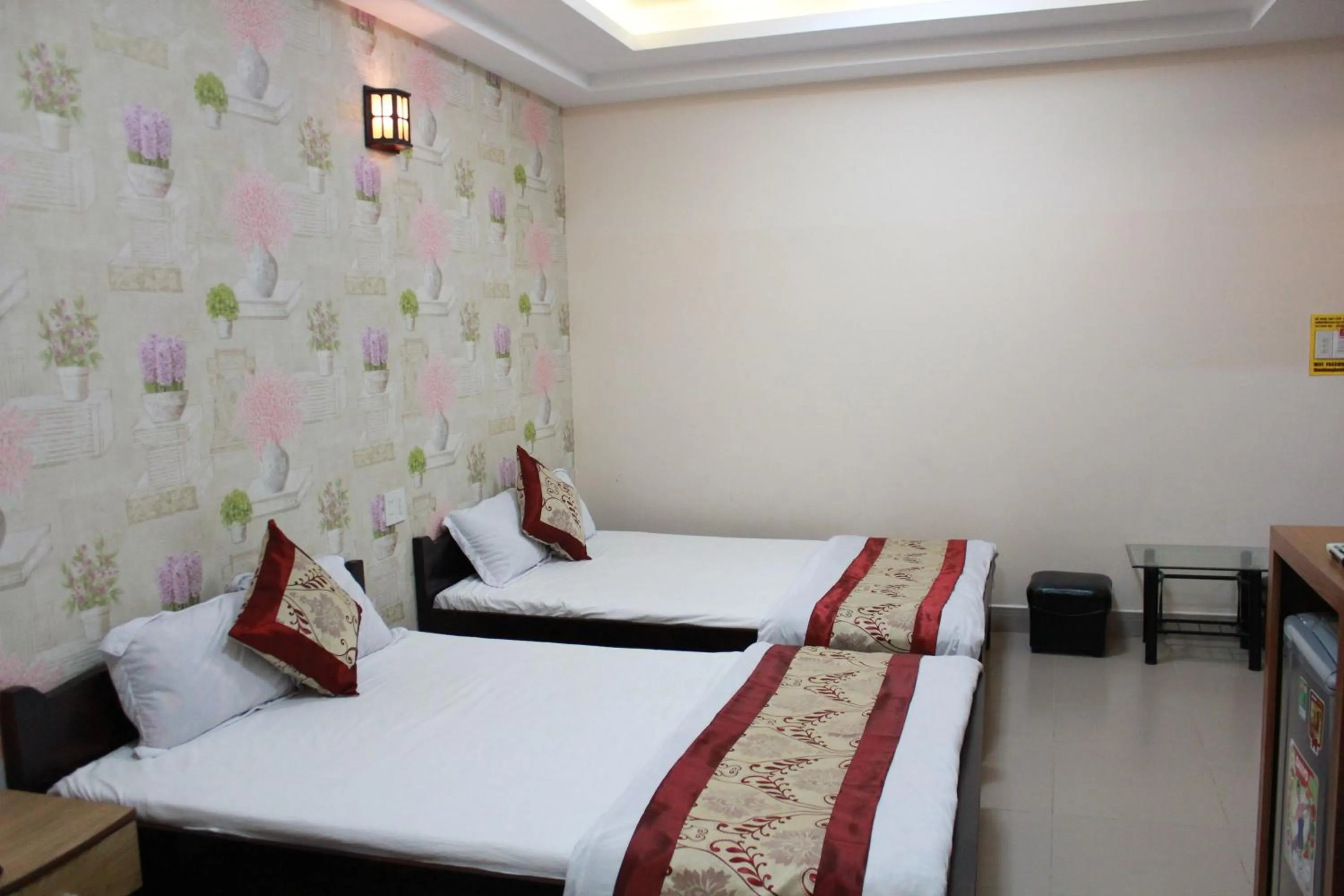 Photo of the whole room, Bed in Thanh Long Da Lat Hotel