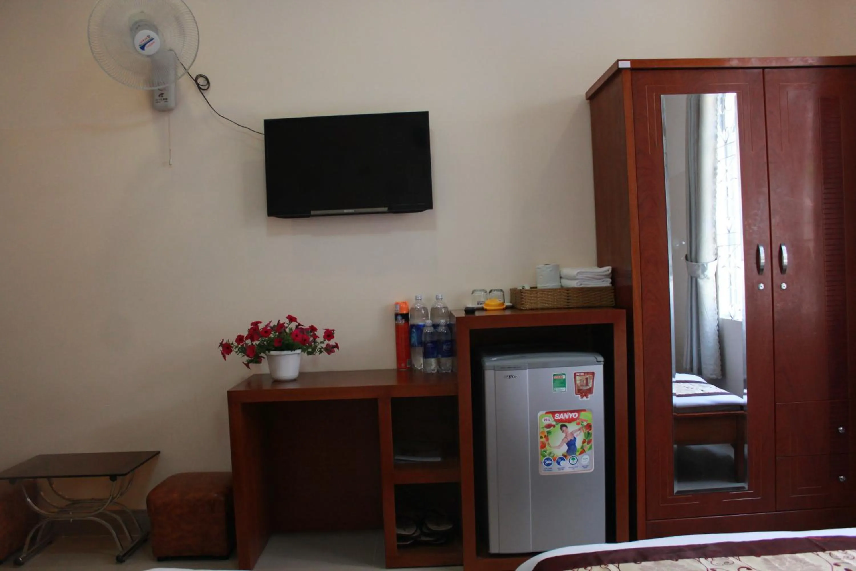wardrobe in Thanh Long Da Lat Hotel