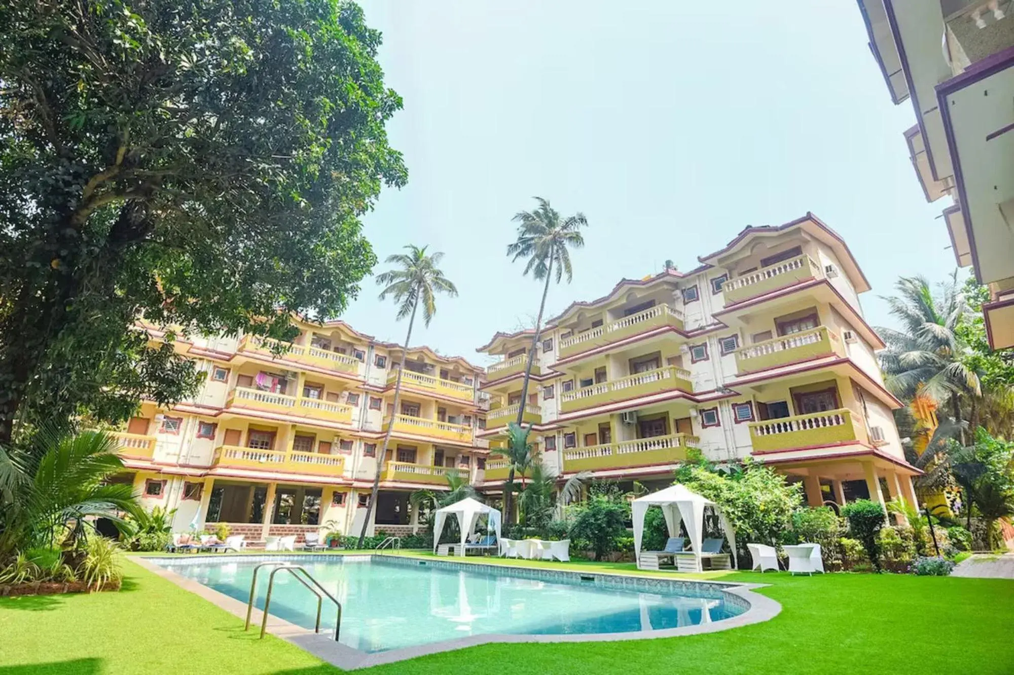 Property building in FabHotel Prime Emerald Highland - 500M From Candolim Beach Property building in FabHotel Prime Emerald Highland - 500M From Candolim Beach