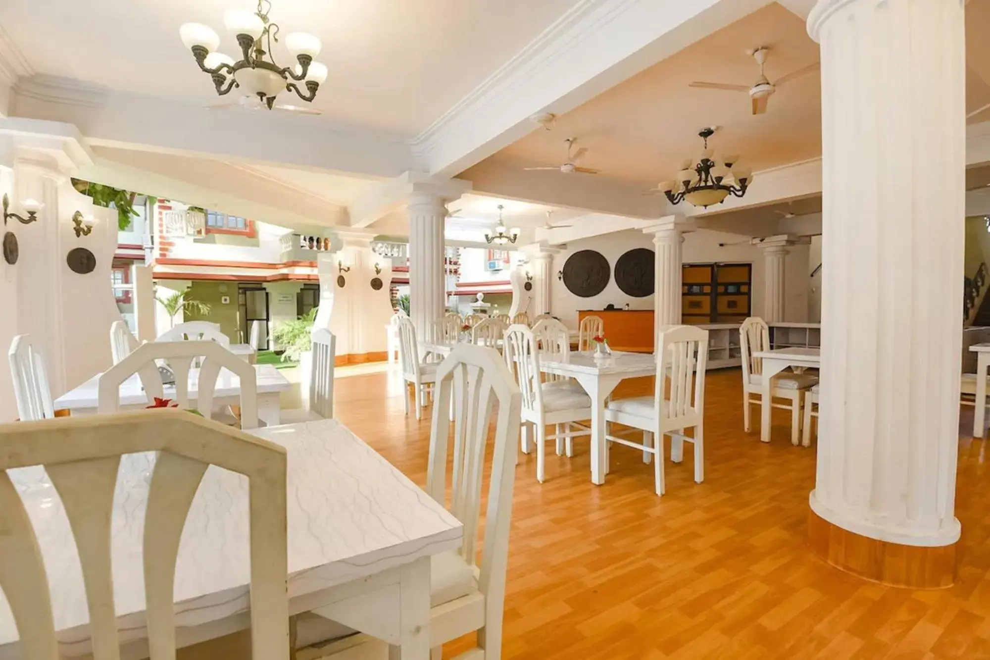 Restaurant/places to eat in FabHotel Prime Emerald Highland - 500M From Candolim Beach Restaurant/places to eat in FabHotel Prime Emerald Highland - 500M From Candolim Beach