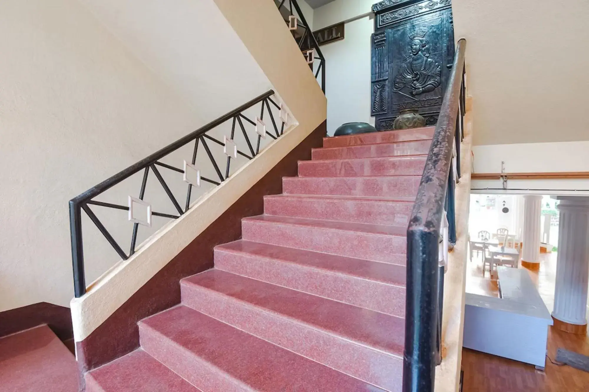 Lobby or reception in FabHotel Prime Emerald Highland - 500M From Candolim Beach Lobby or reception in FabHotel Prime Emerald Highland - 500M From Candolim Beach