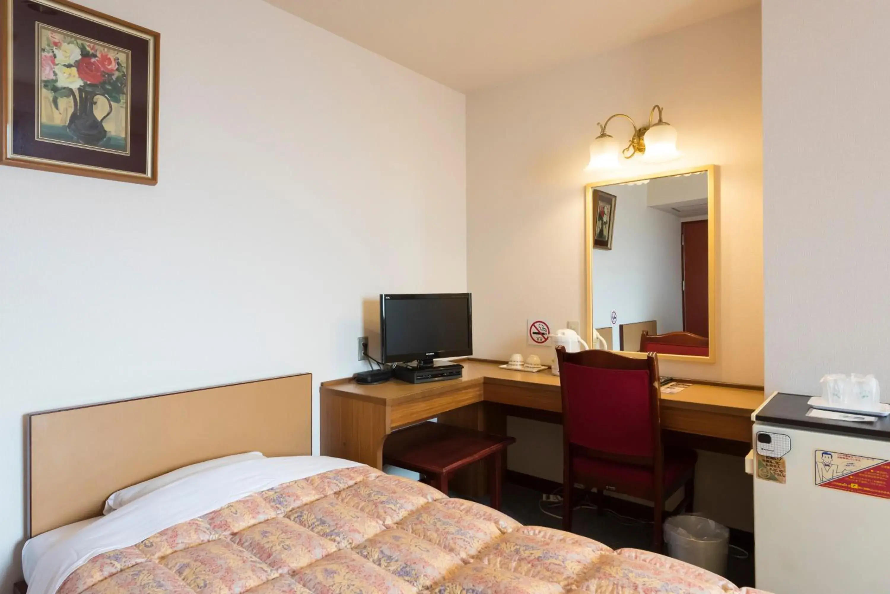 Photo of the whole room, Bed in Oka Hotel Photo of the whole room, Bed in Oka Hotel