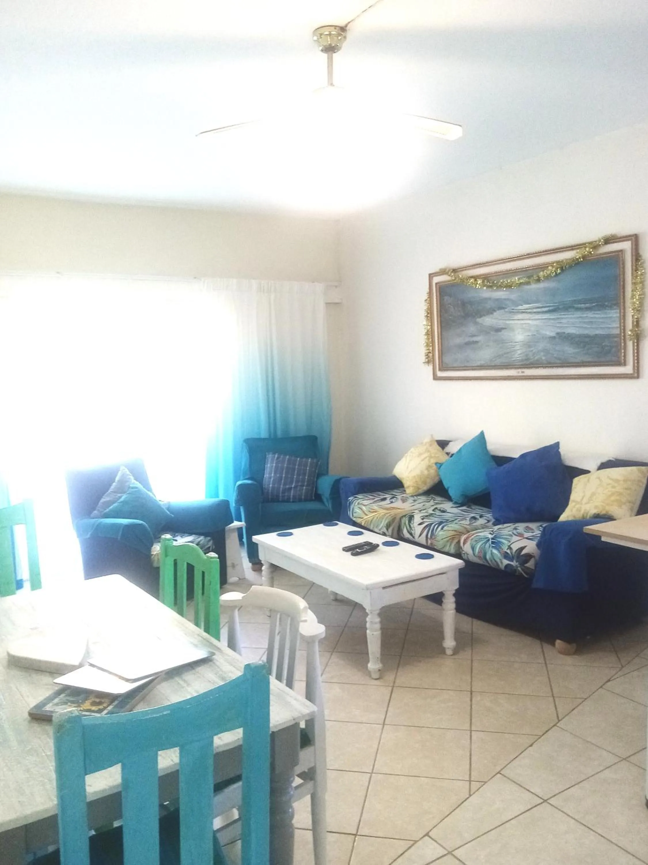 Communal lounge/ TV room in Sea Valley Villa