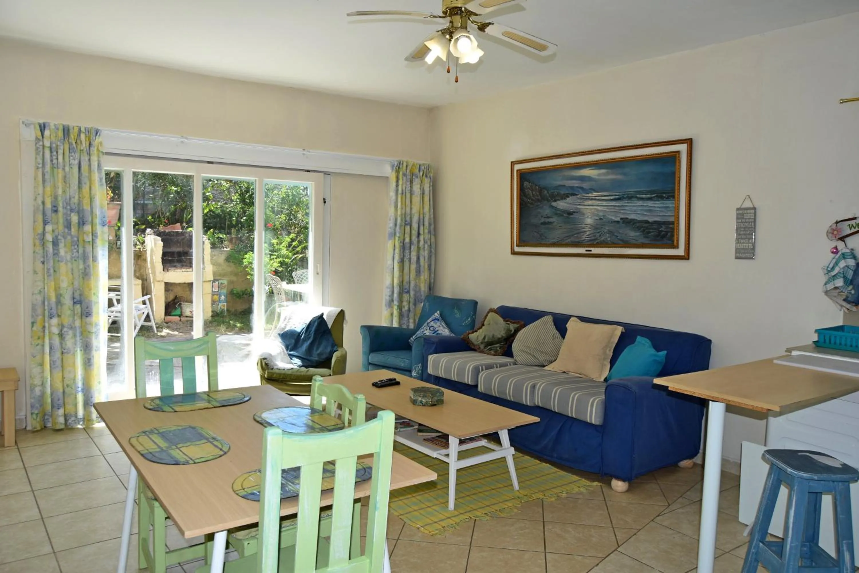 Coffee/tea facilities in Sea Valley Villa