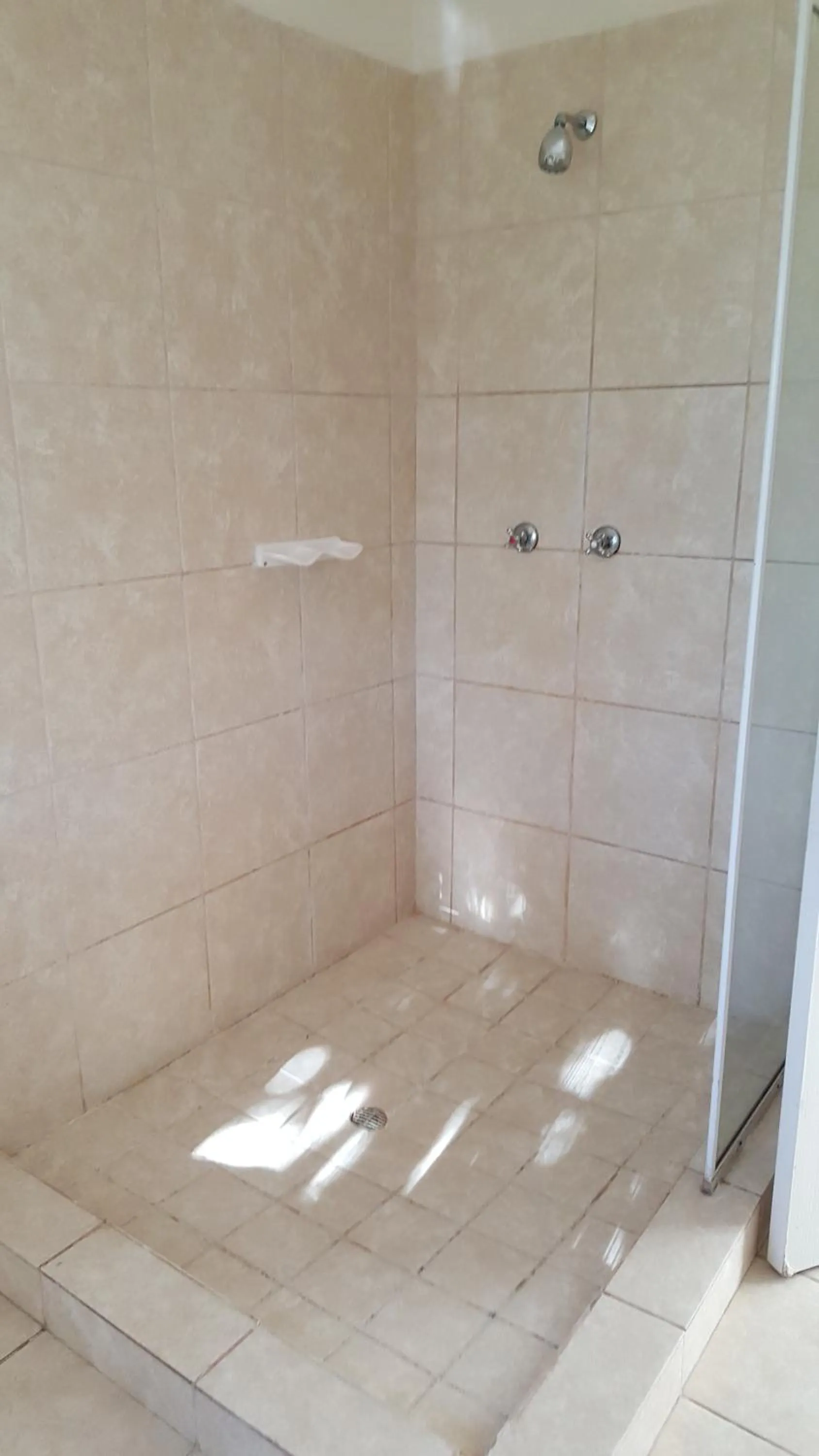 Shower in Sea Valley Villa