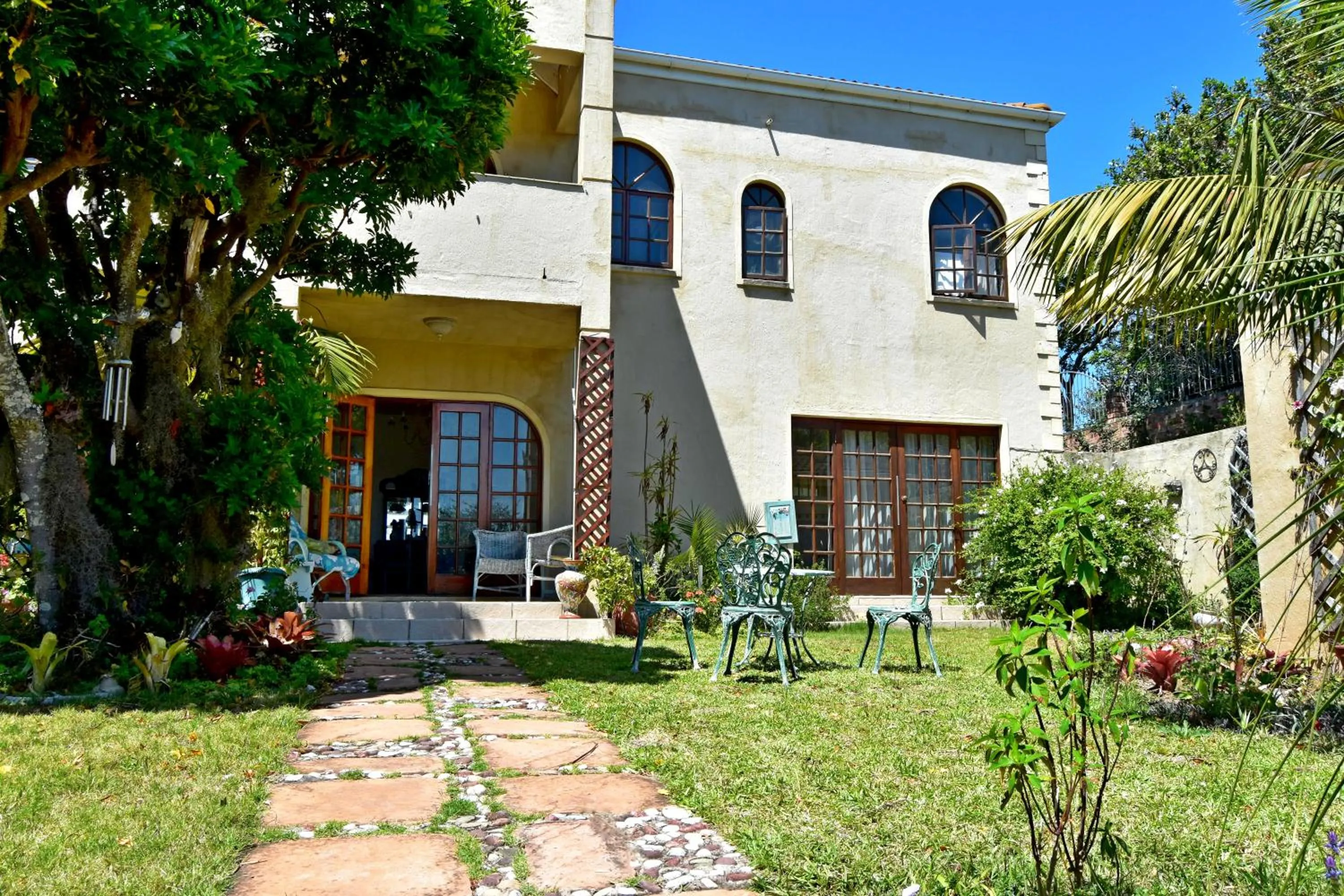 Facade/entrance in Sea Valley Villa