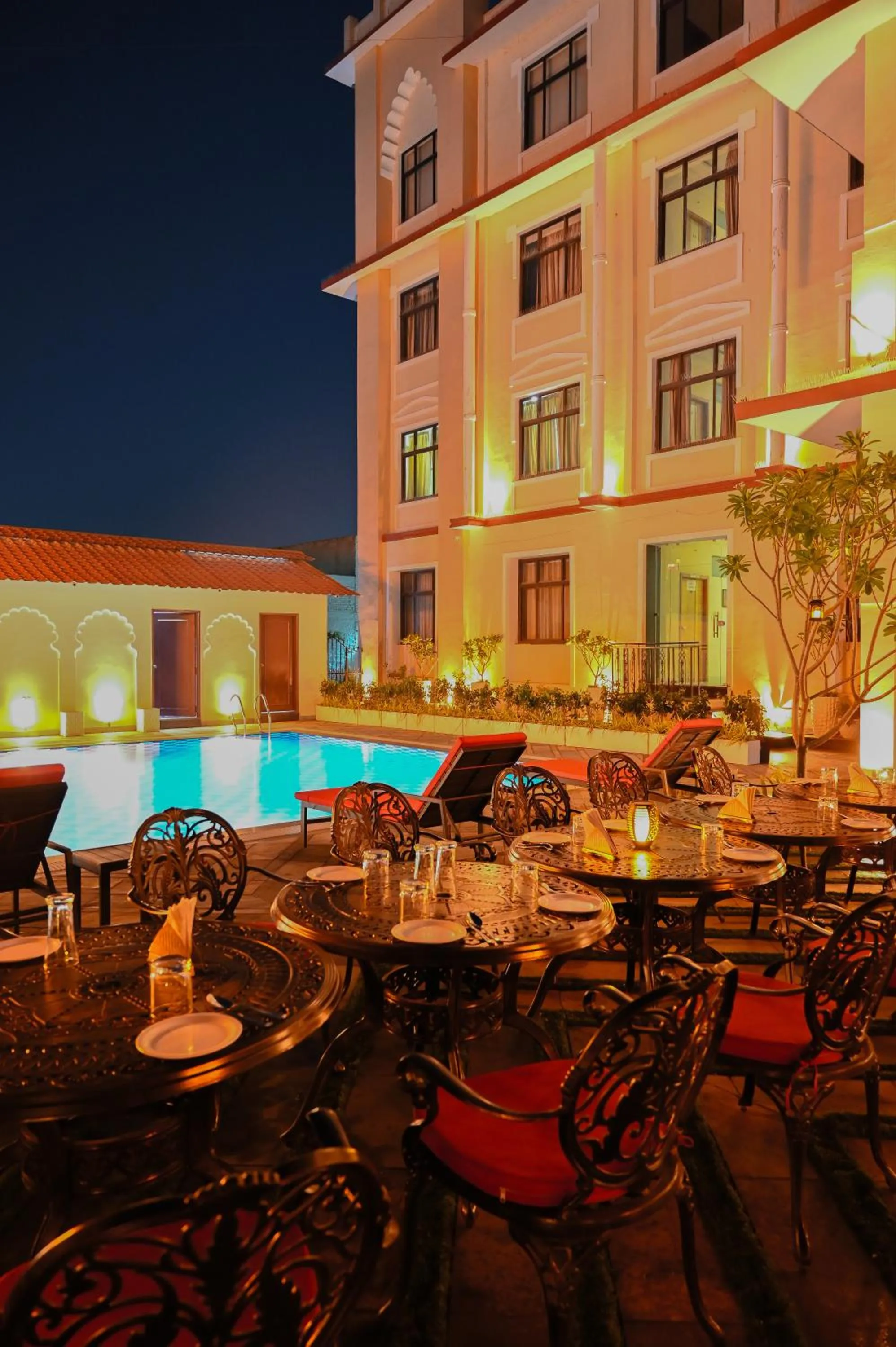 Patio in Ranbanka Heritage Resort 1 km from Bhilwara Railway Station