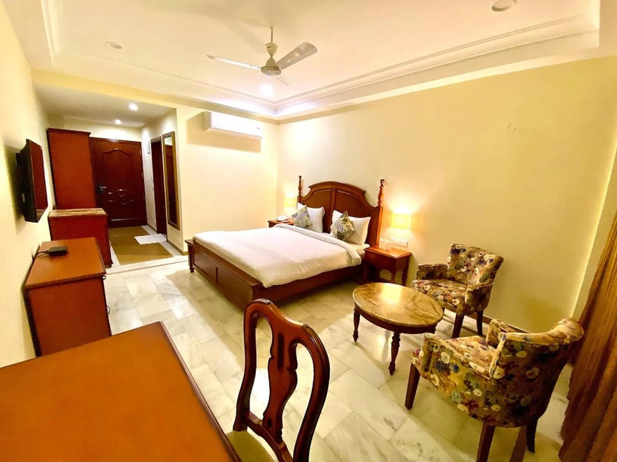 Photo of the whole room, Bed in Ranbanka Heritage Resort 1 km from Bhilwara Railway Station