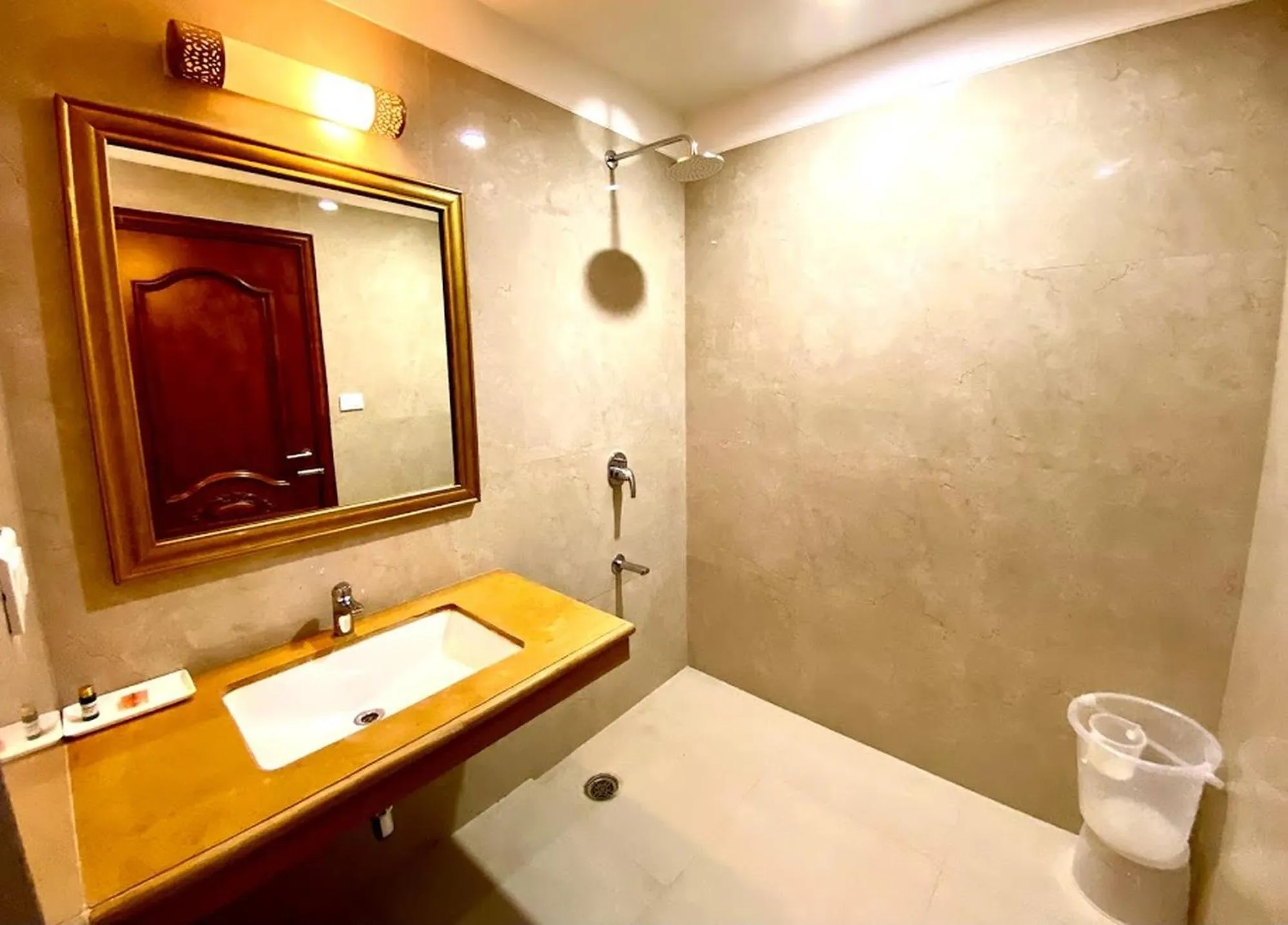 Bathroom in Ranbanka Heritage Resort 1 km from Bhilwara Railway Station