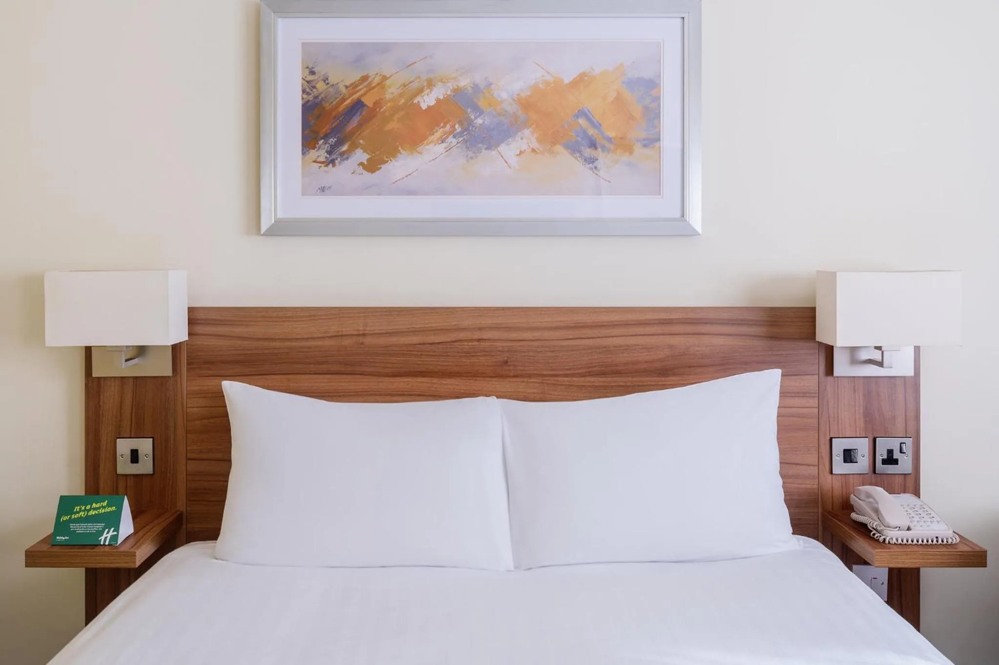 Photo of the whole room, Bed in Holiday Inn Brighton Seafront by IHG