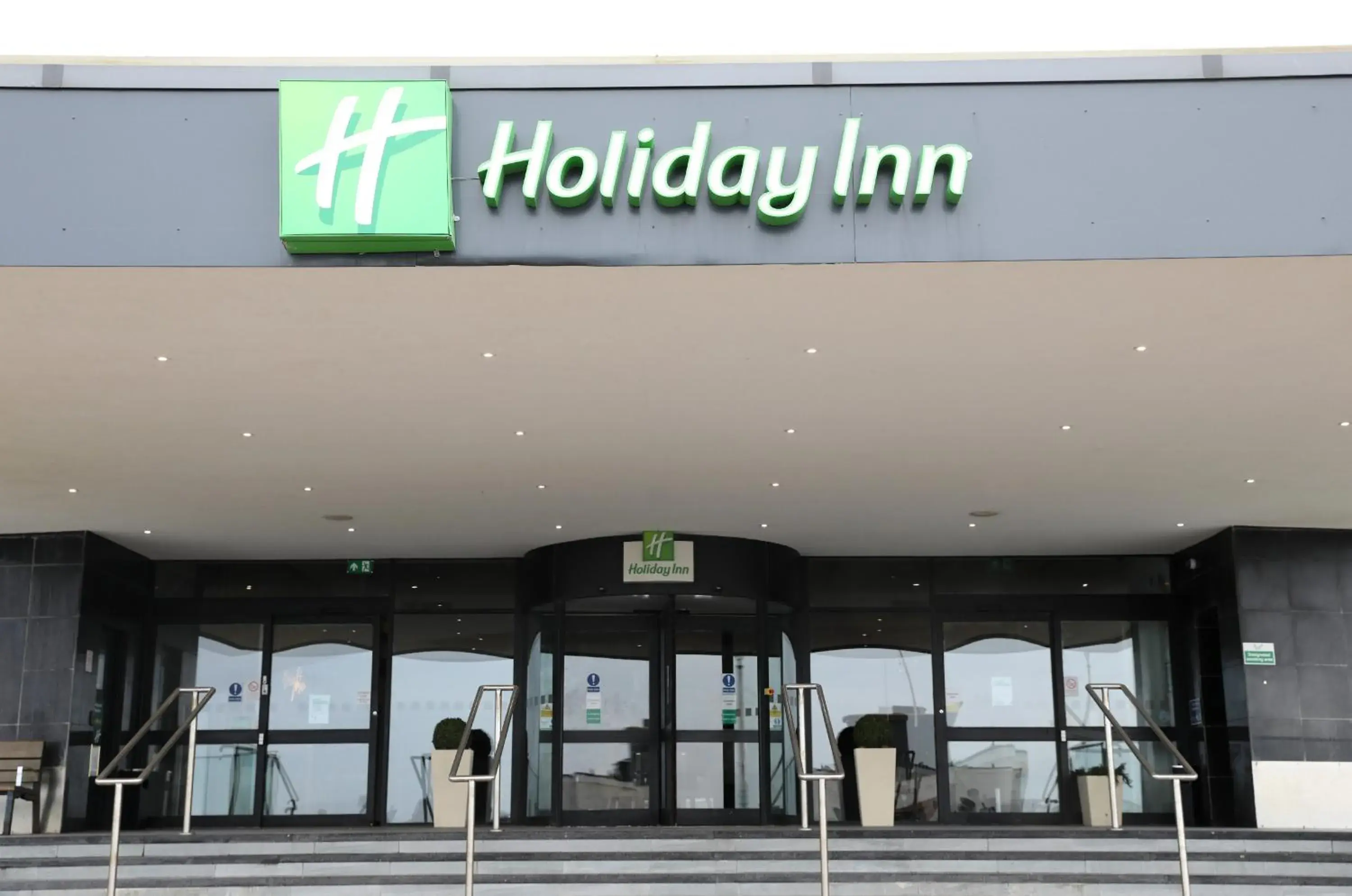 Property building in Holiday Inn Brighton Seafront by IHG Property building in Holiday Inn Brighton Seafront by IHG