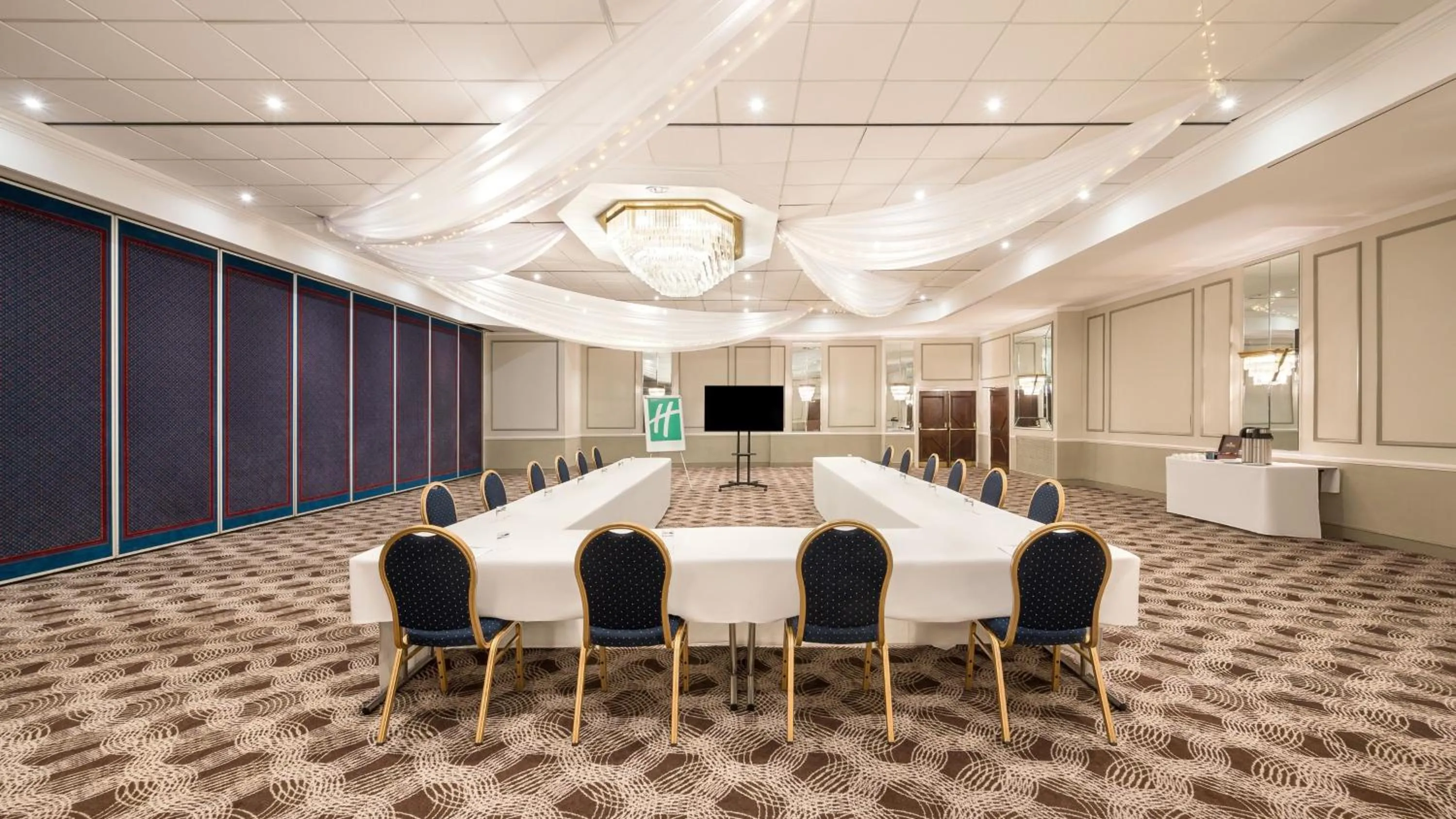 Meeting/conference room in Holiday Inn Brighton Seafront by IHG