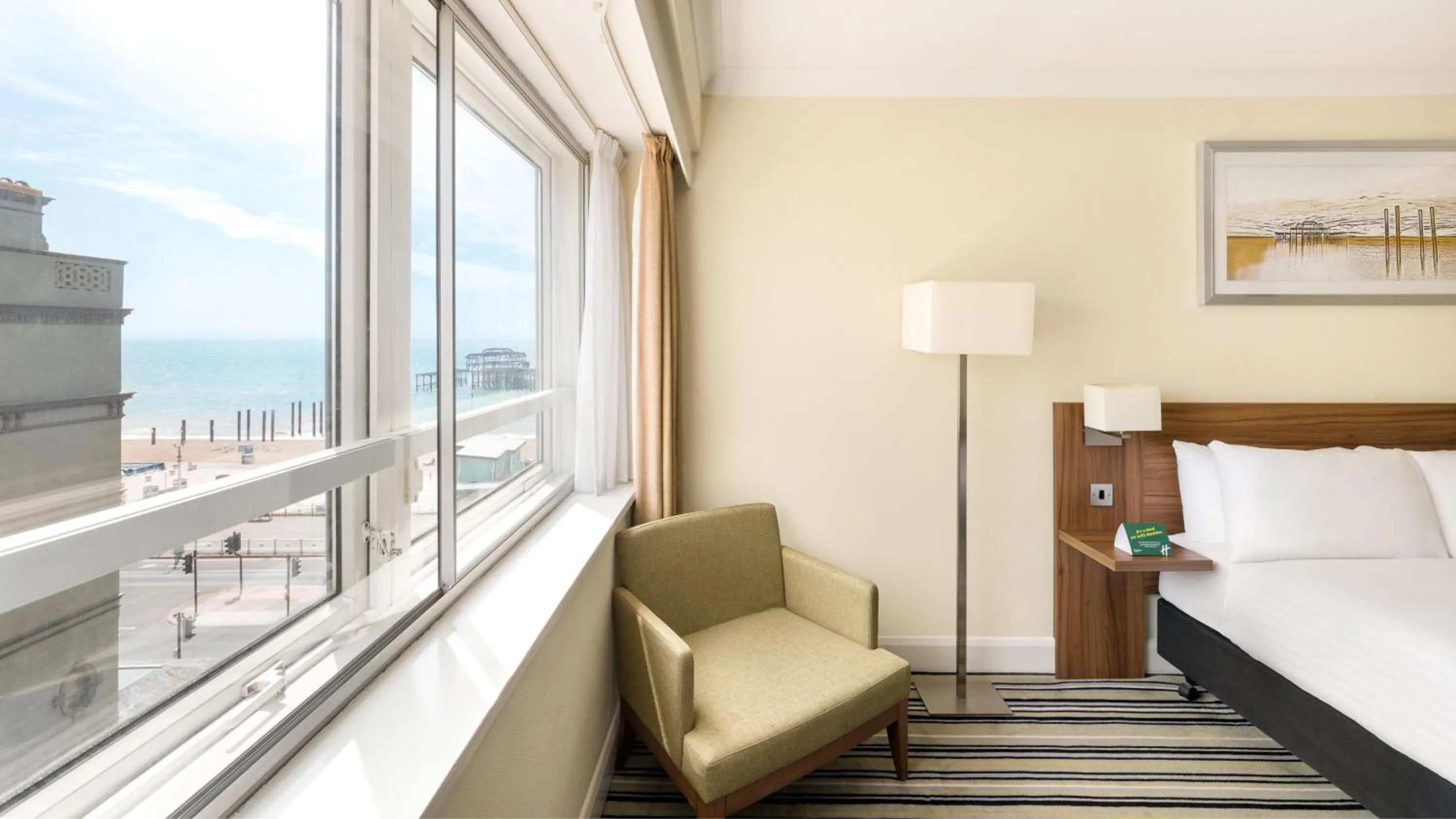 Photo of the whole room, Bed in Holiday Inn Brighton Seafront by IHG
