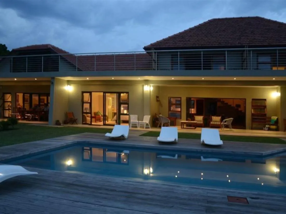 Property building in Ocean Gaze Bed and Breakfast