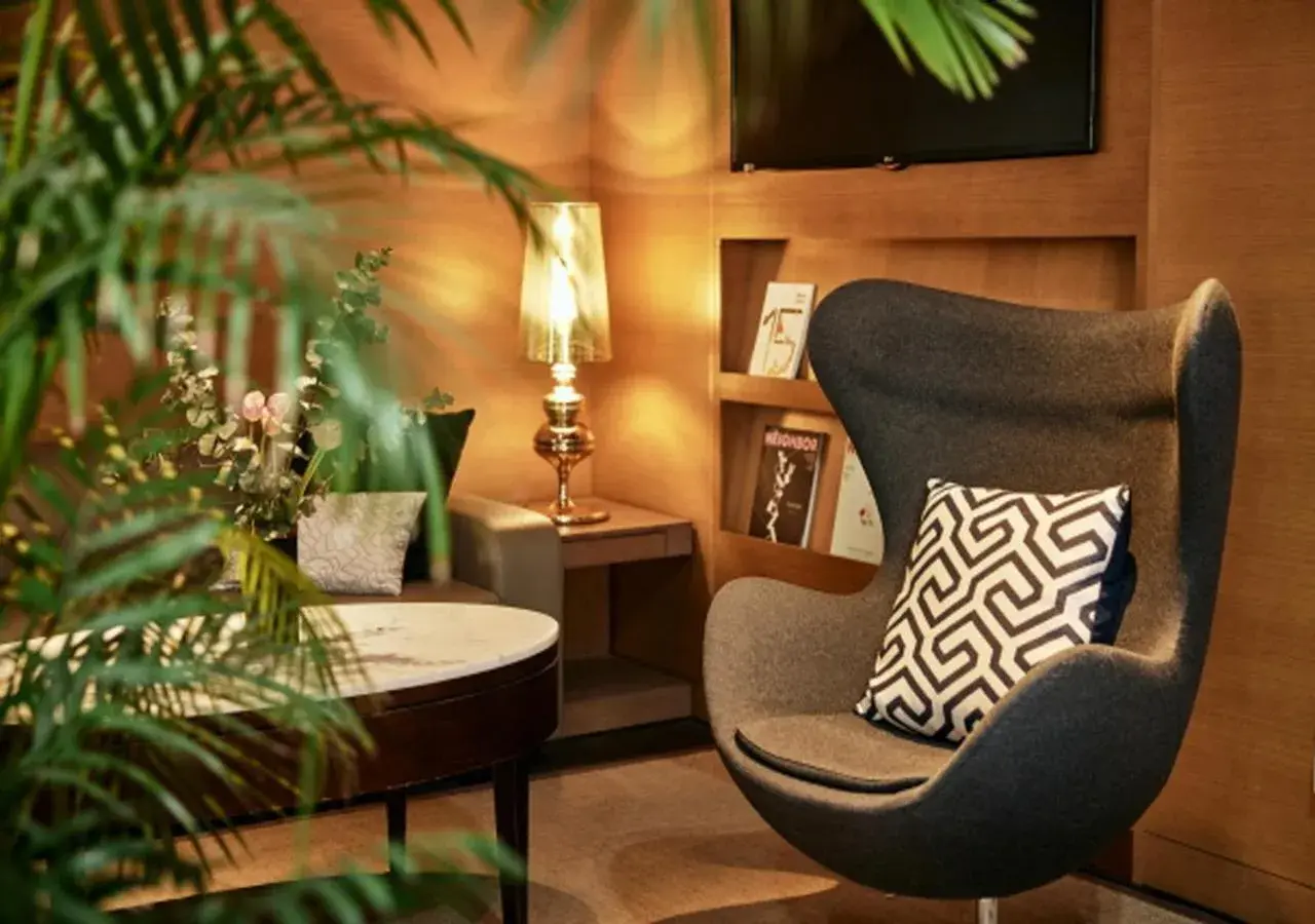 Lobby or reception in Mayplace Hotel Lobby or reception in Mayplace Hotel