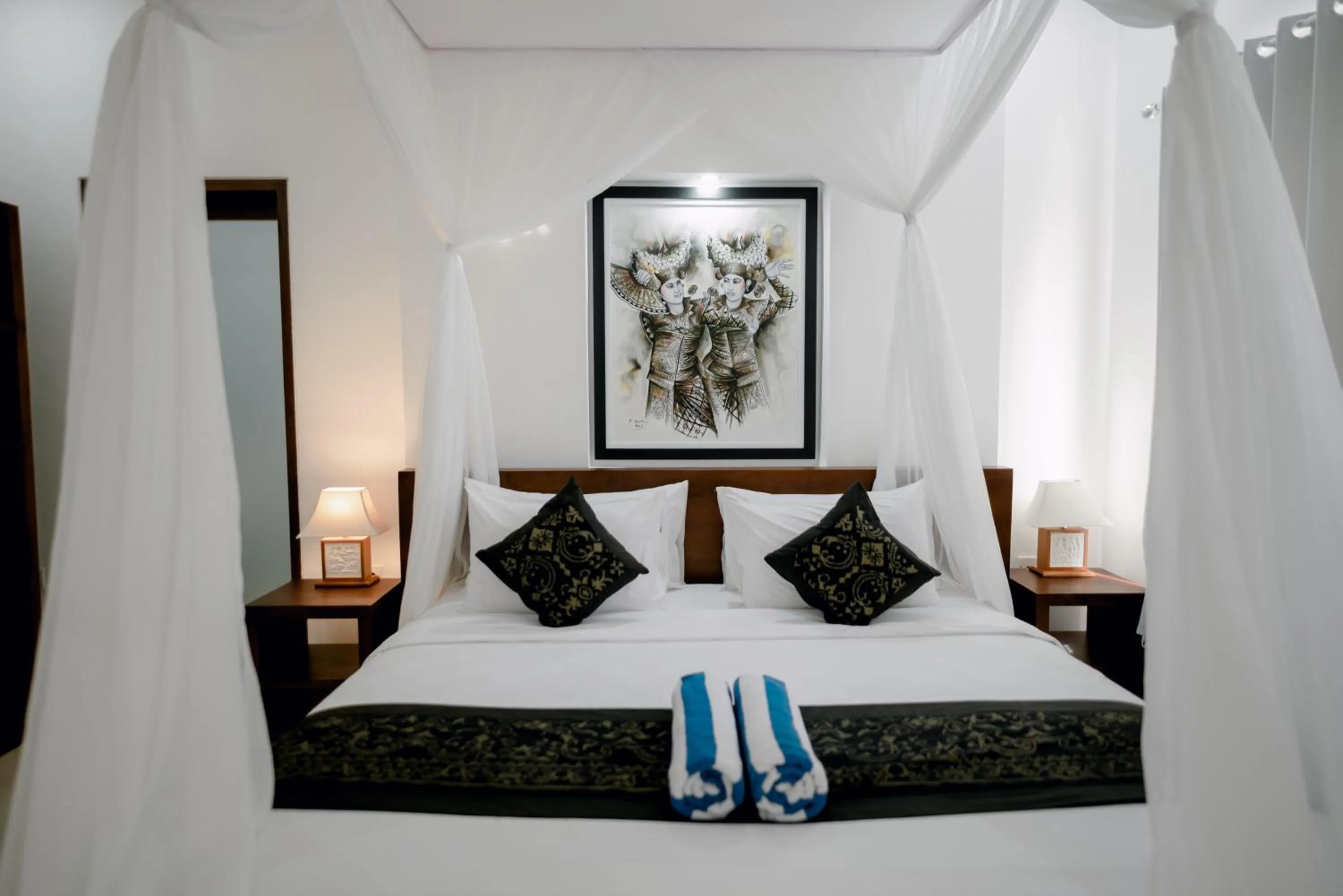 Bed in Namika Villas Ubud