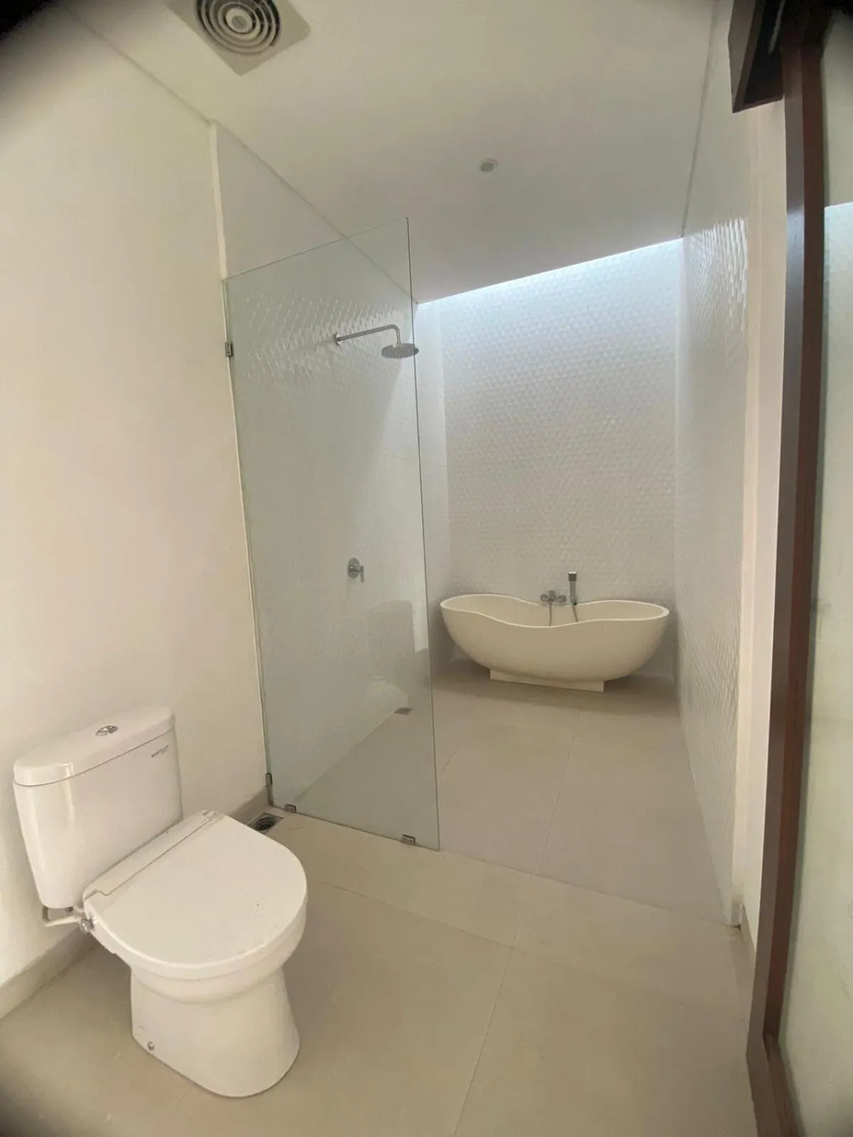 Shower in Namika Villas Ubud