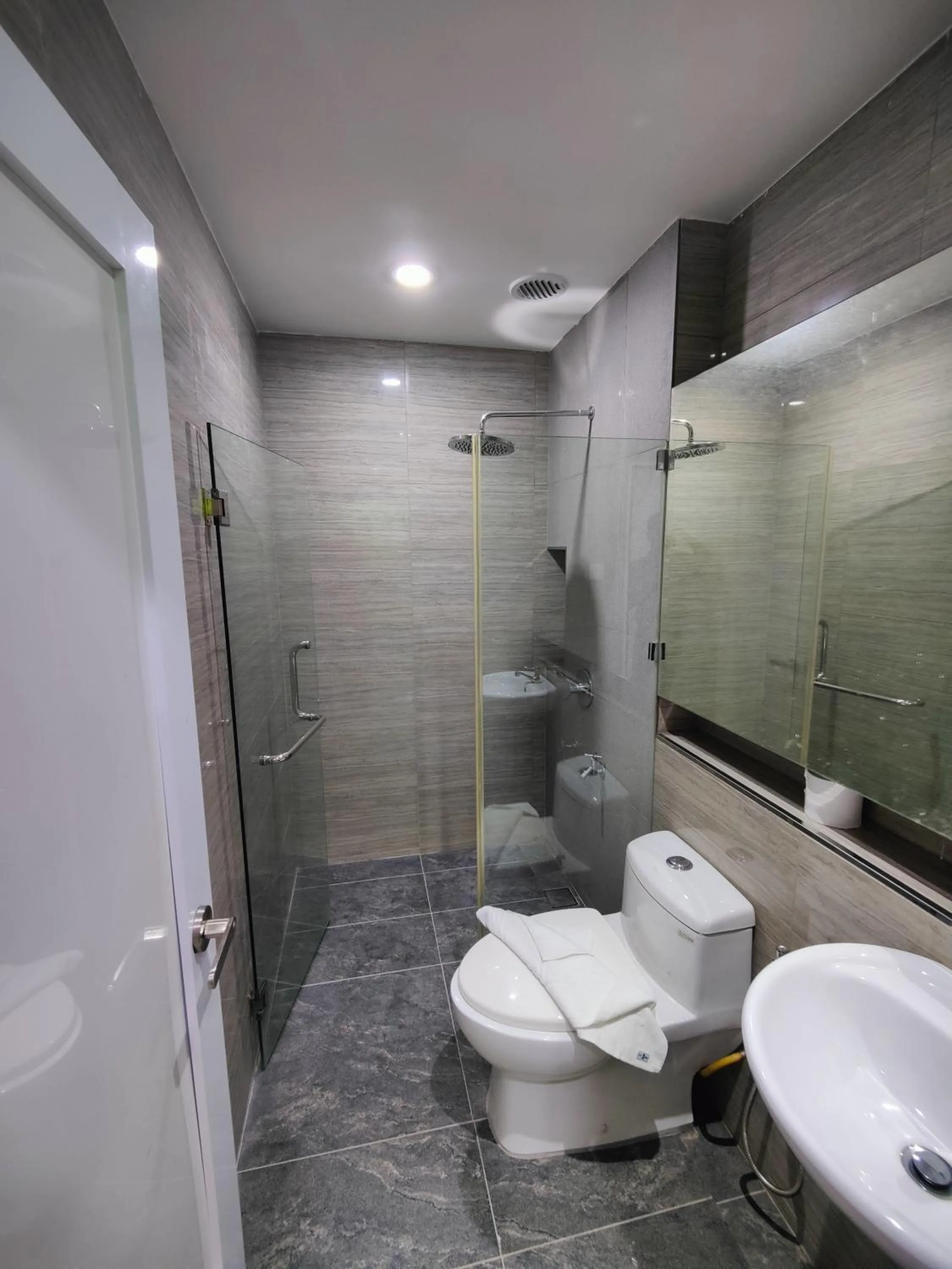 Bathroom in Hotel O Link Suite