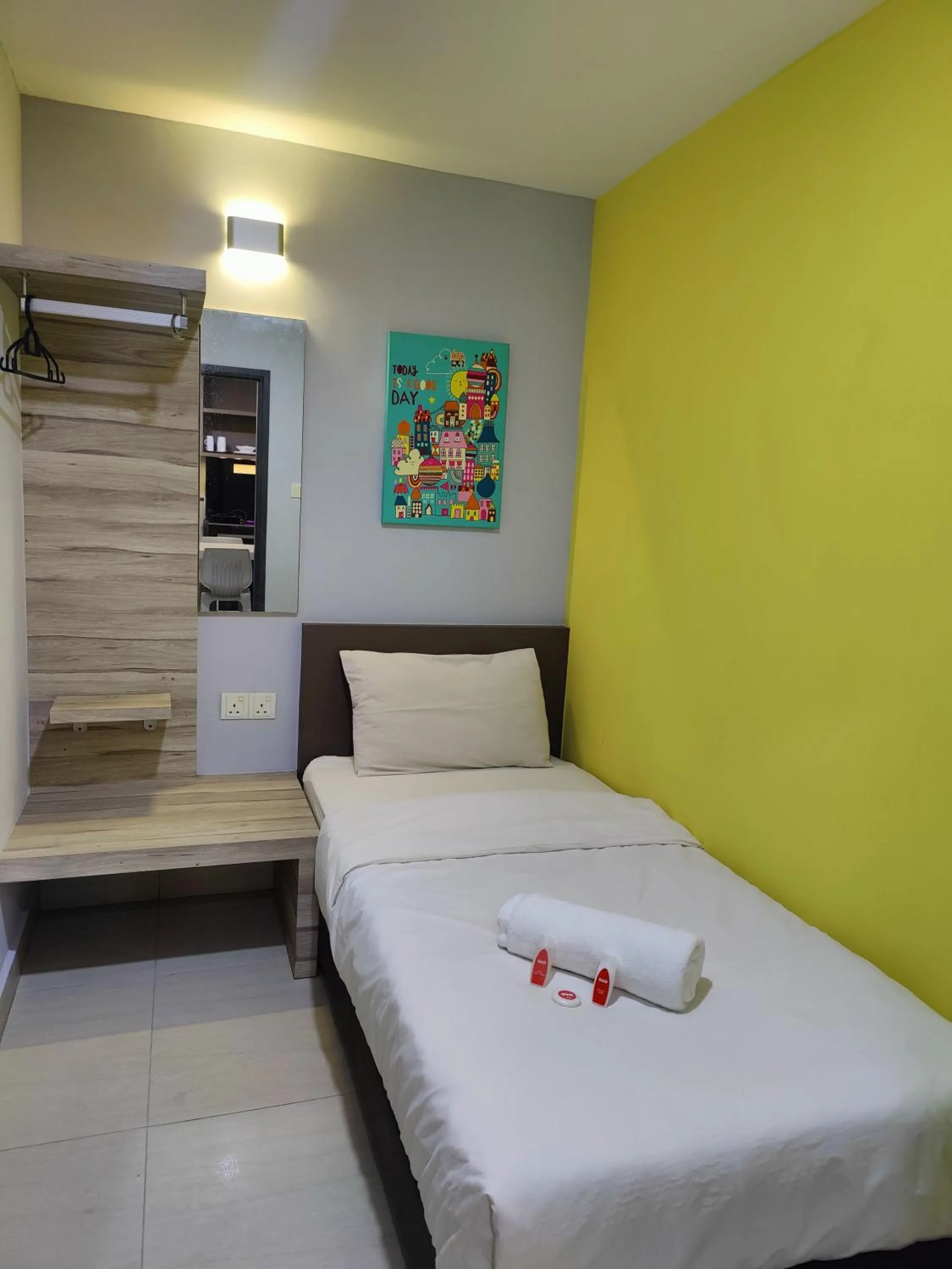 Bedroom, Bed in Hotel O Link Suite