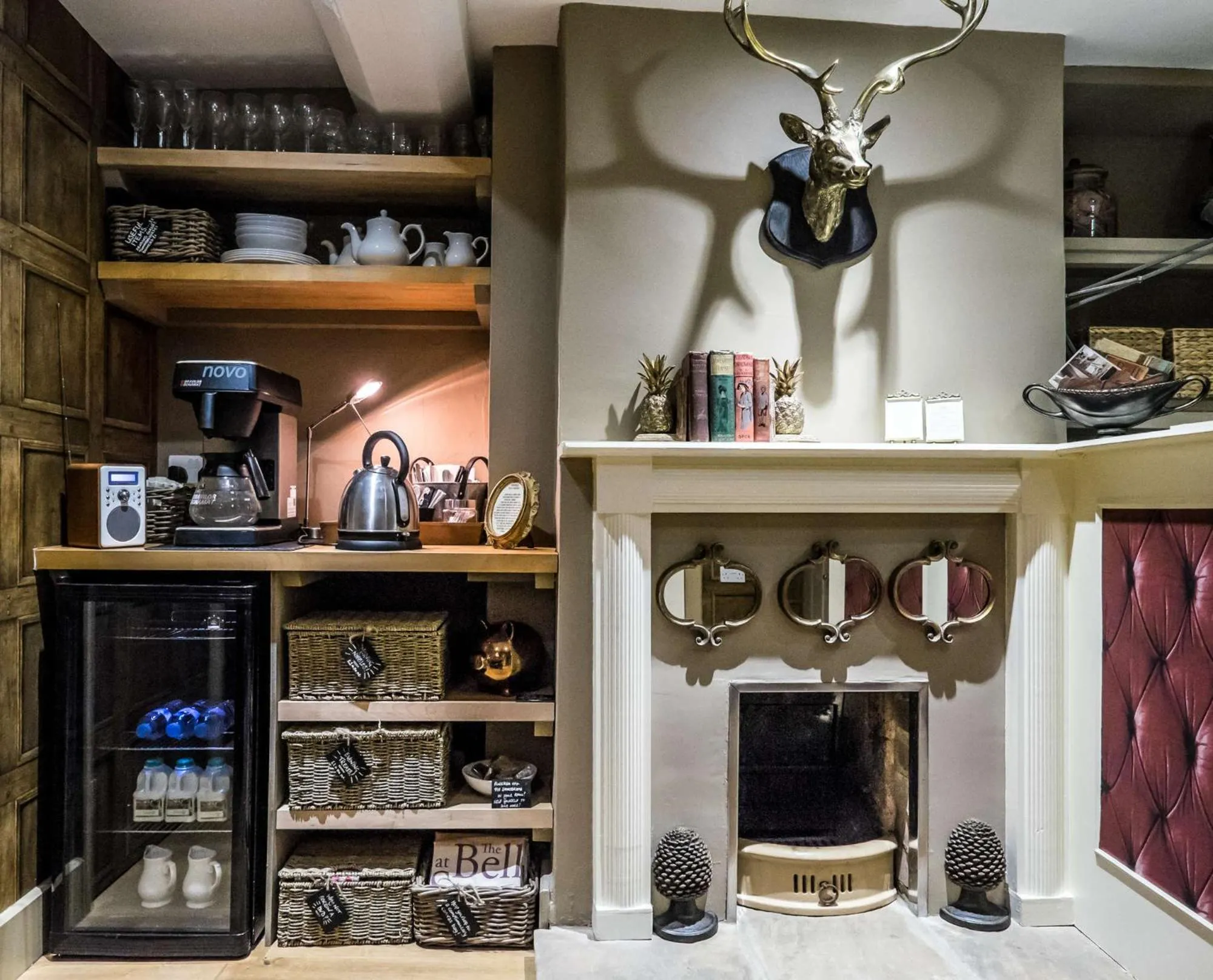 Lobby or reception in The Bell & Stuart House