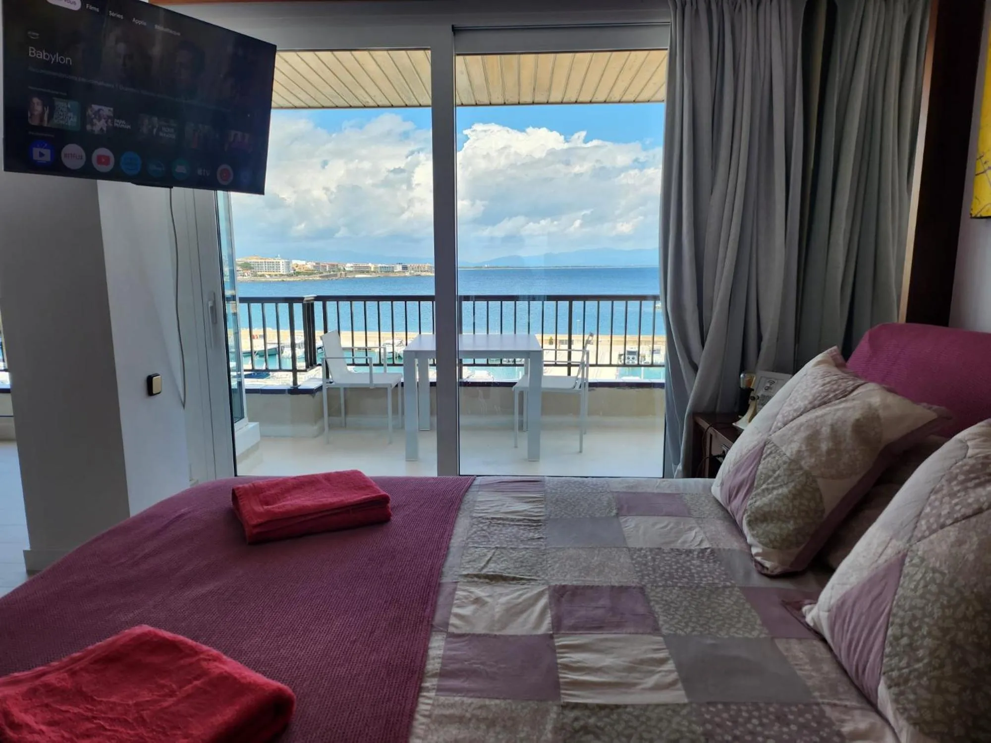 Bed in Solo Atico Guest Suites