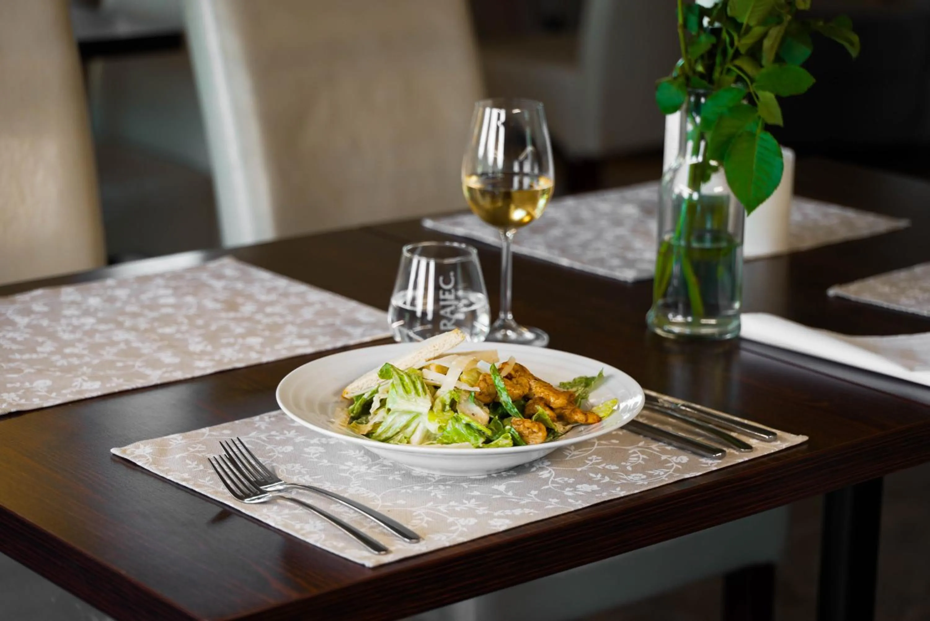 Restaurant/places to eat in Wellness Penzion Life