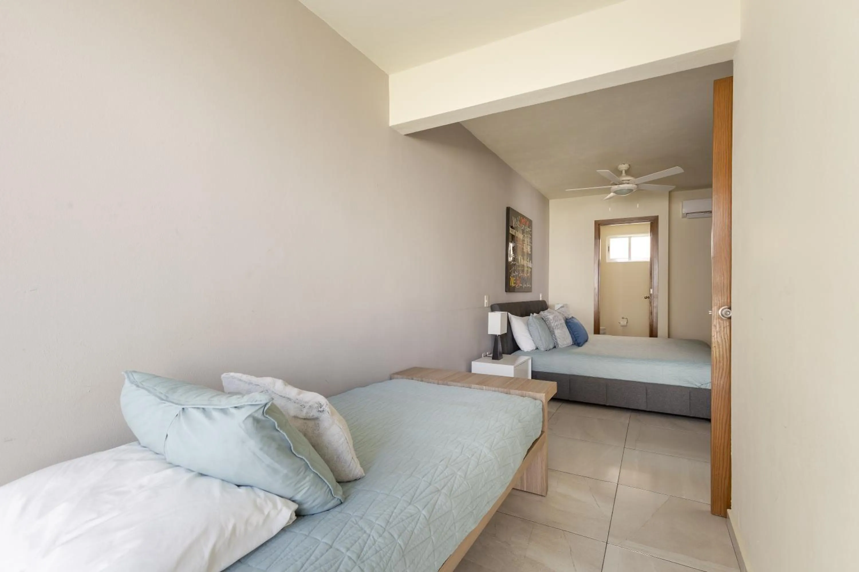 Bed in Deluxe fully furnished 2bd