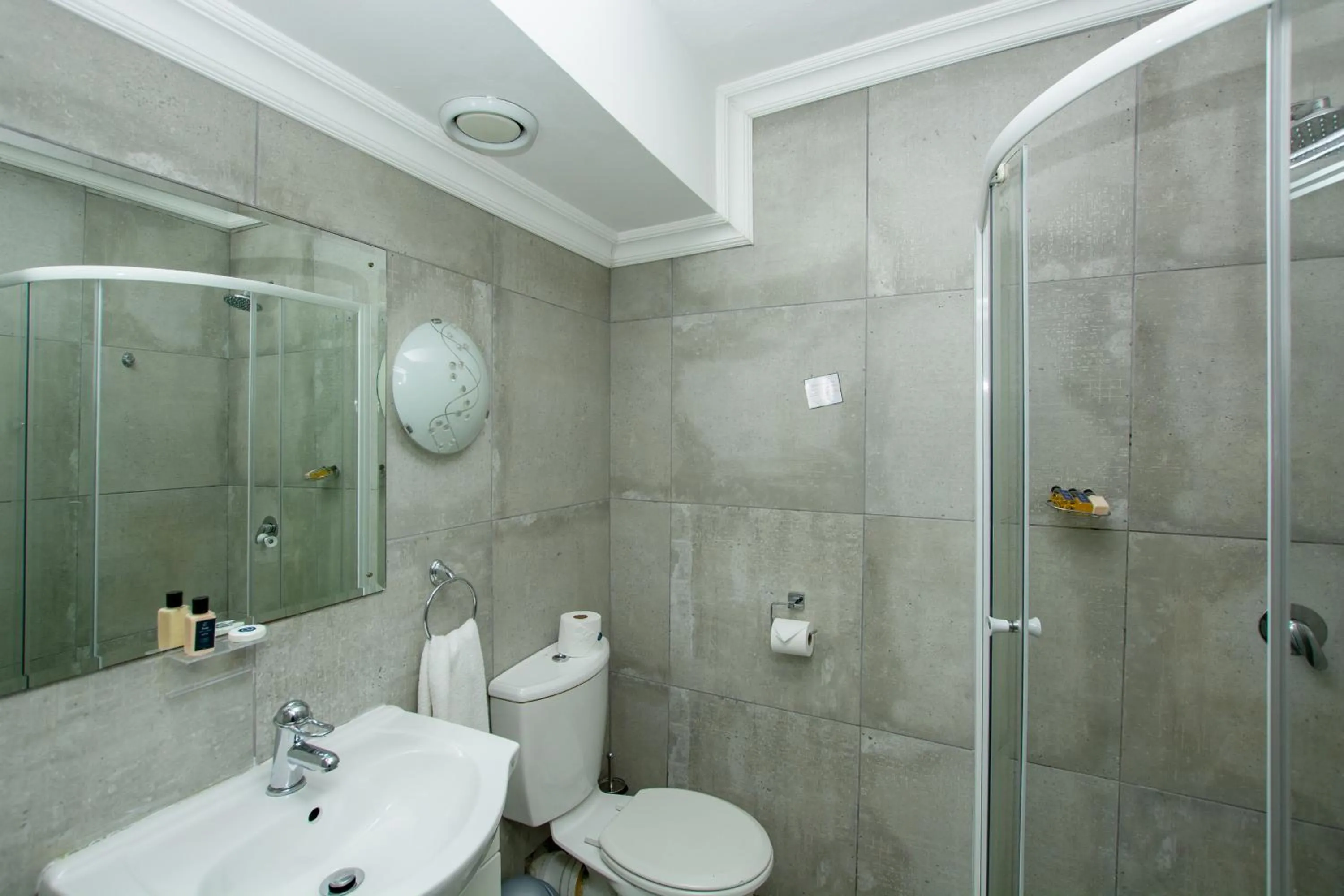 Bathroom in Ocean Breeze Hotel