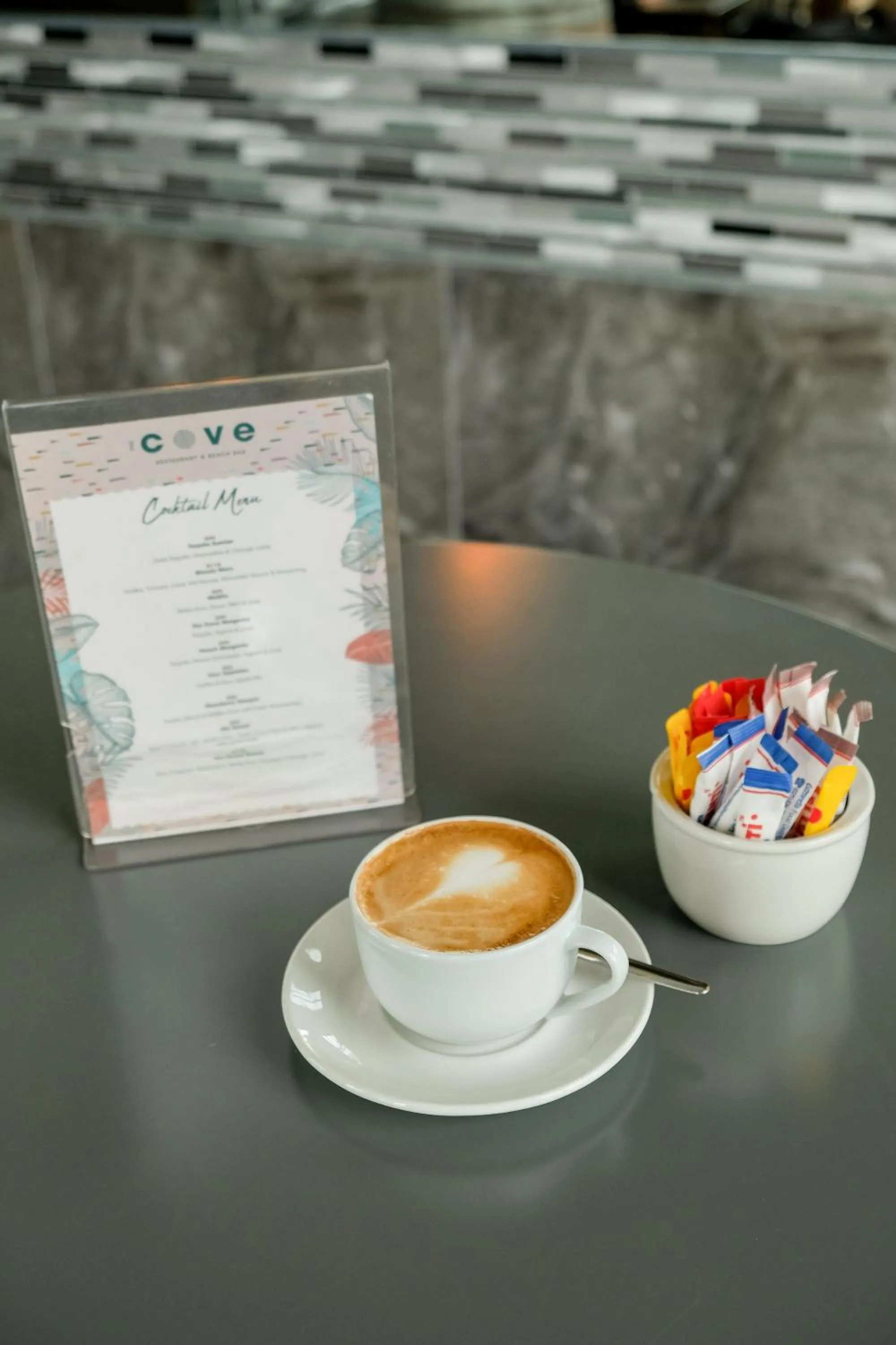 Coffee/tea facilities in Ocean Breeze Hotel
