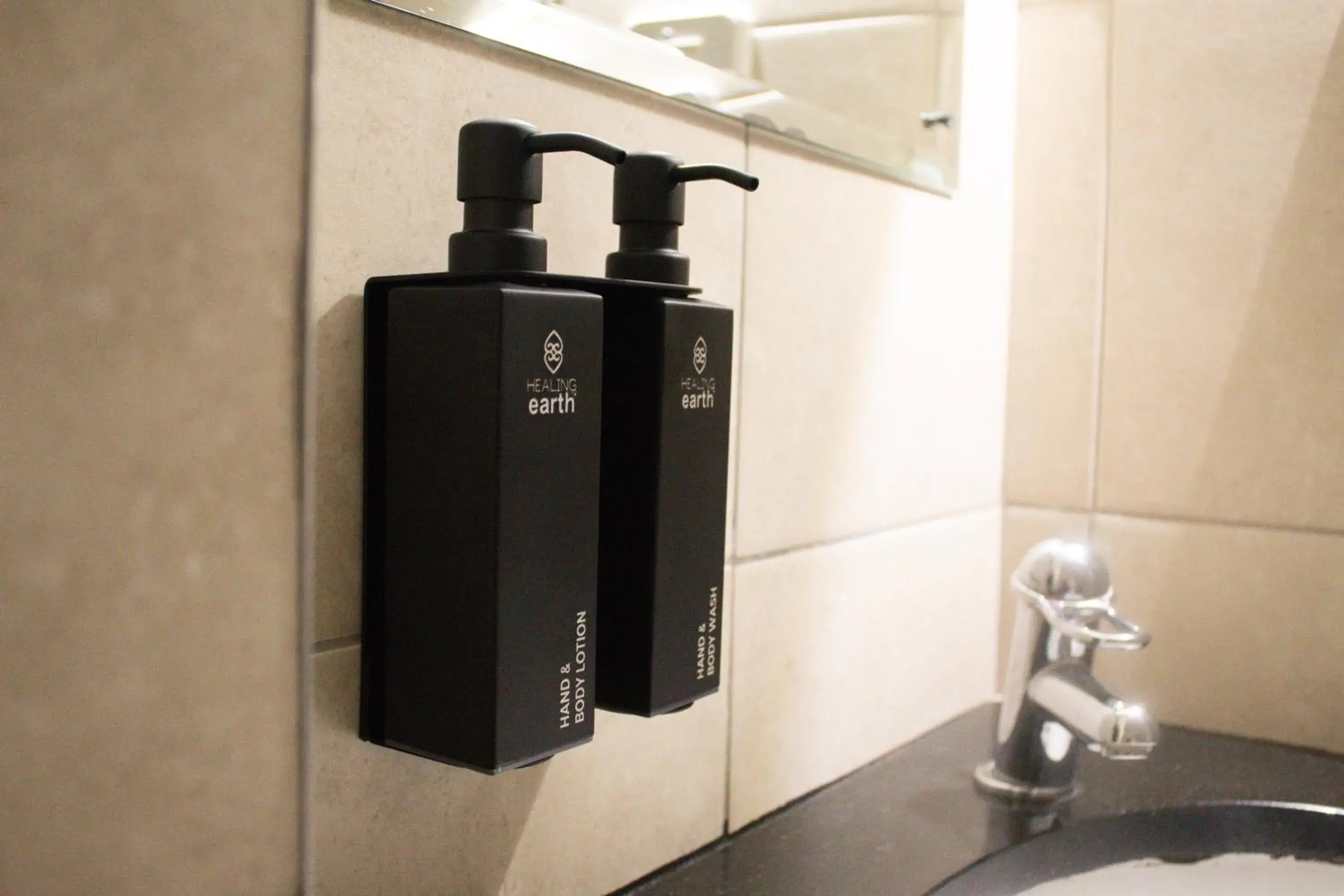Bathroom in Ocean Breeze Hotel Bathroom in Ocean Breeze Hotel