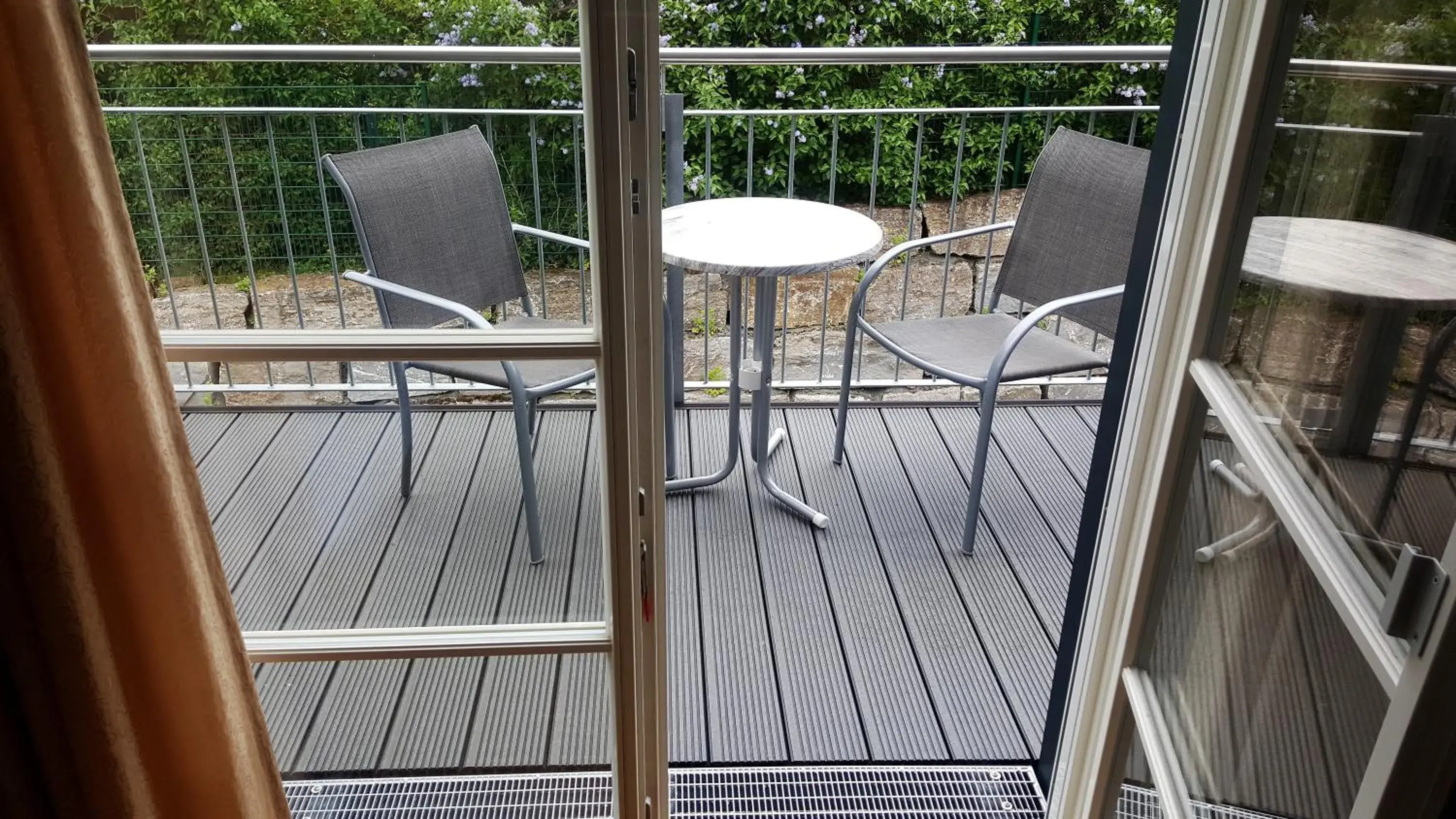 Triple Room with Balcony and Shower - single occupancy in Landgasthaus zum Seysingshof Triple Room with Balcony and Shower - single occupancy in Landgasthaus zum Seysingshof