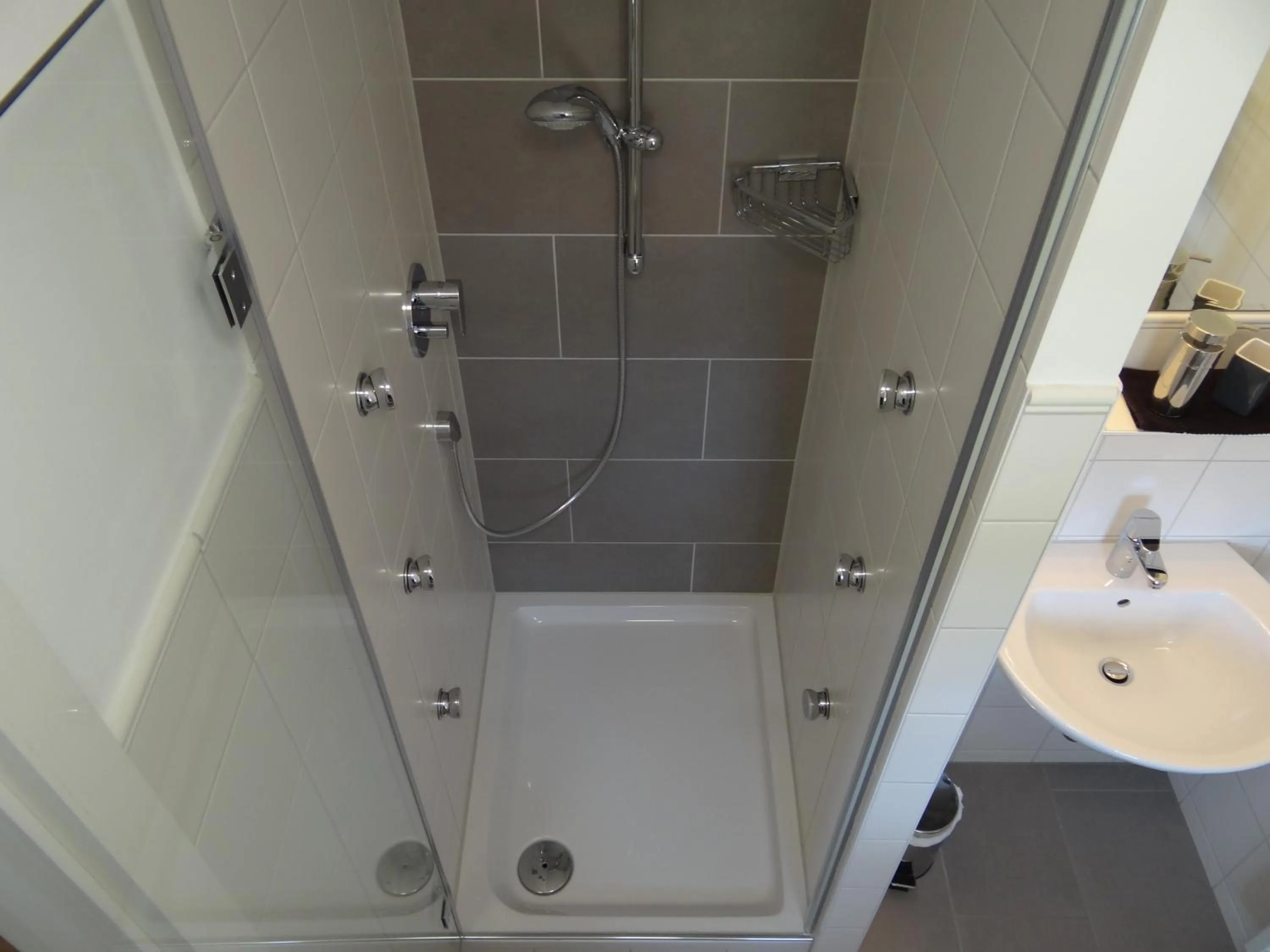 Shower in Landgasthaus zum Seysingshof