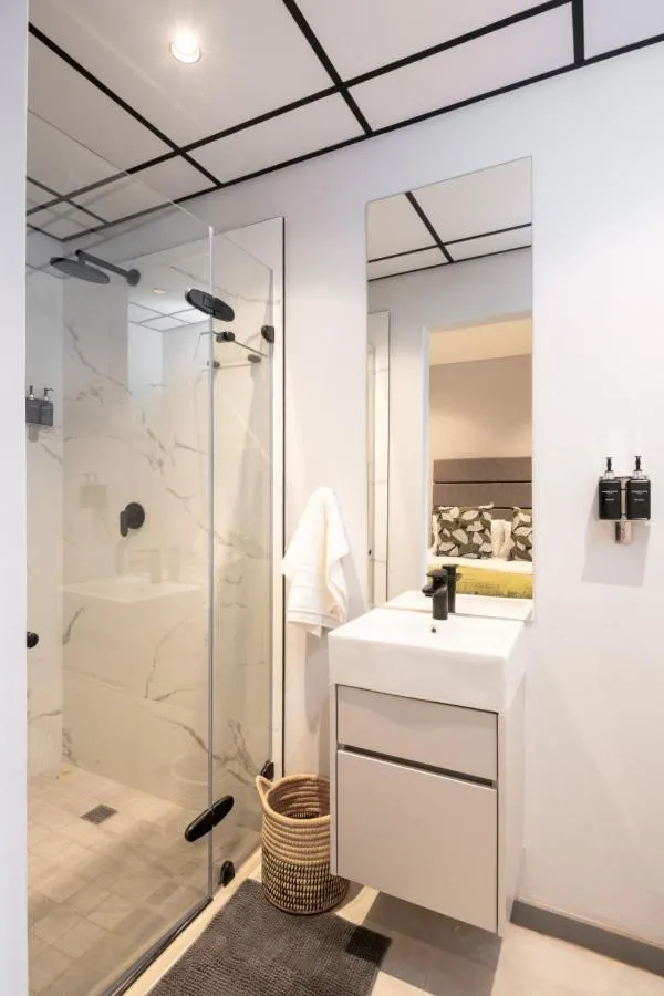 Bathroom in Luxury Bellagio 304 Two Bed with Inverter