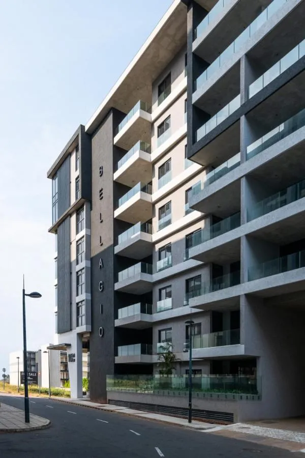 Property building in Luxury Bellagio 304 Two Bed with Inverter