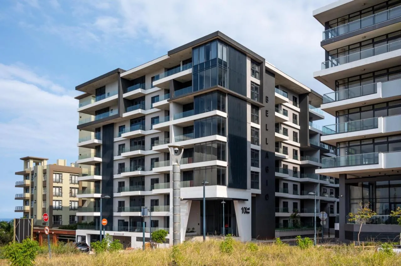 Property building in Luxury Bellagio 304 Two Bed with Inverter