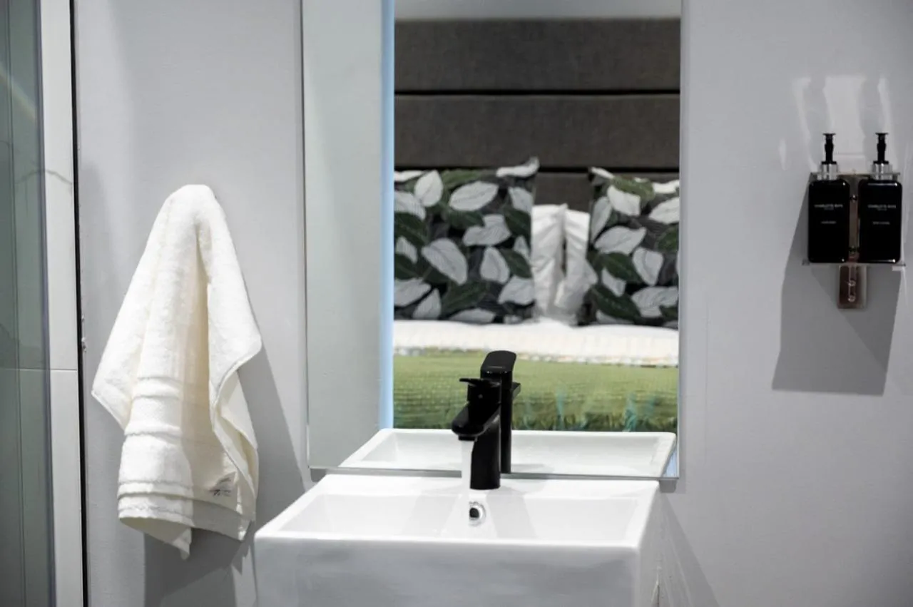 towels in Luxury Bellagio 304 Two Bed with Inverter