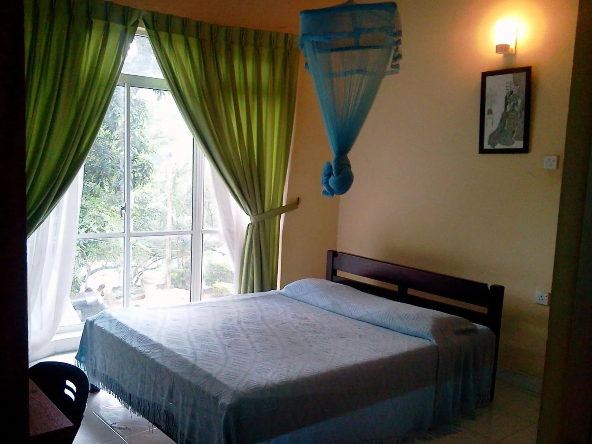 Photo of the whole room, Bed in McCarthy Guesthouse