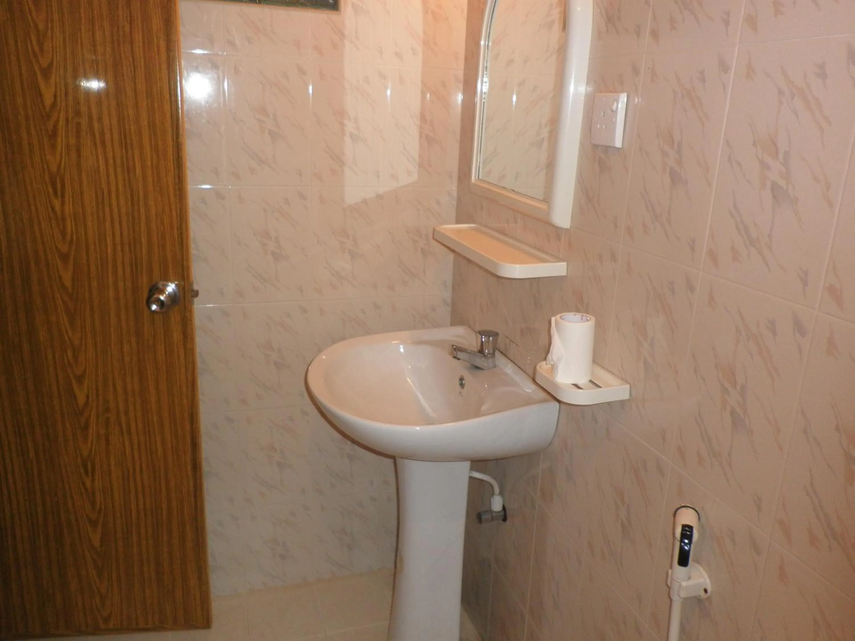 Bathroom in McCarthy Guesthouse