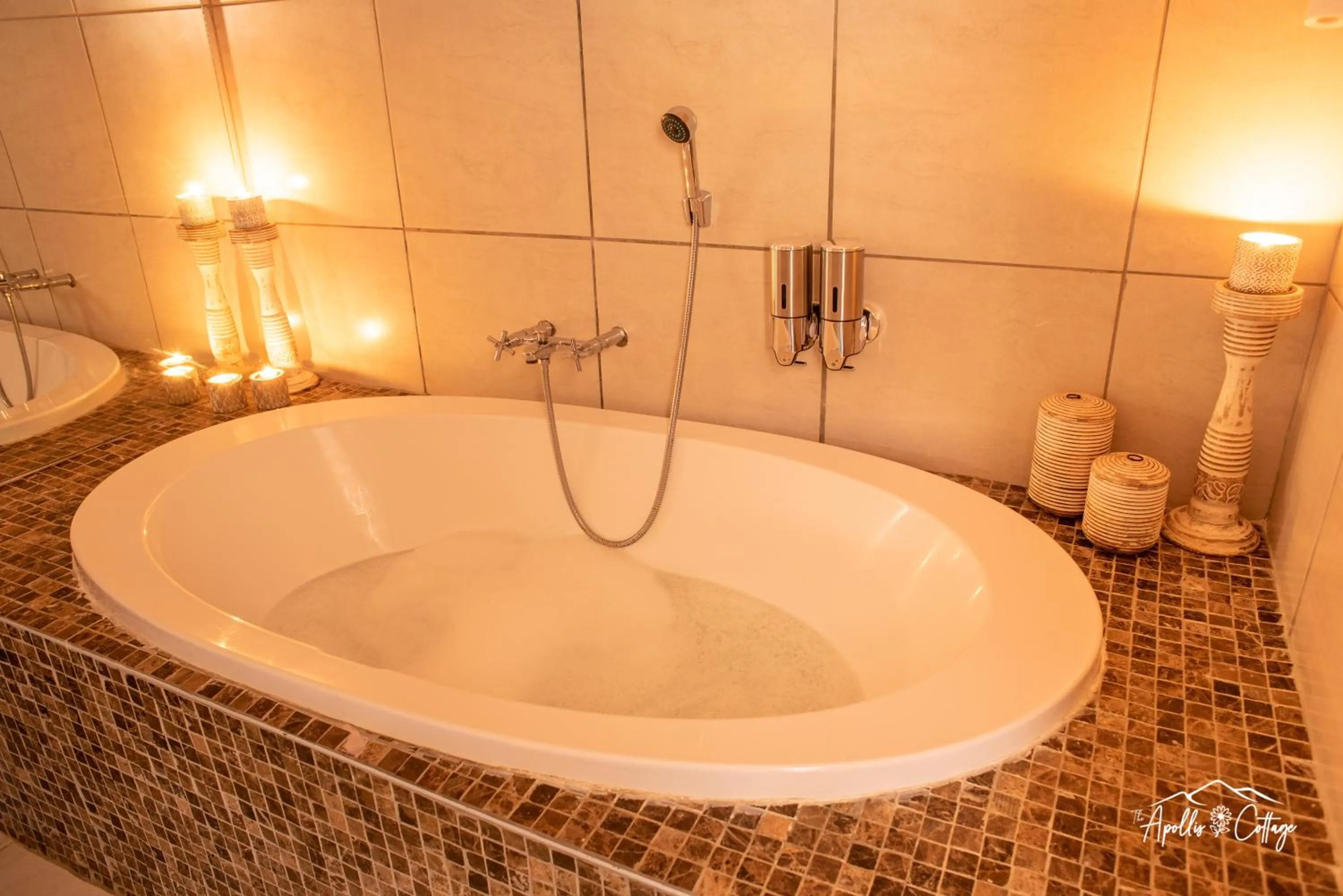Bathroom in Apollis Cottage