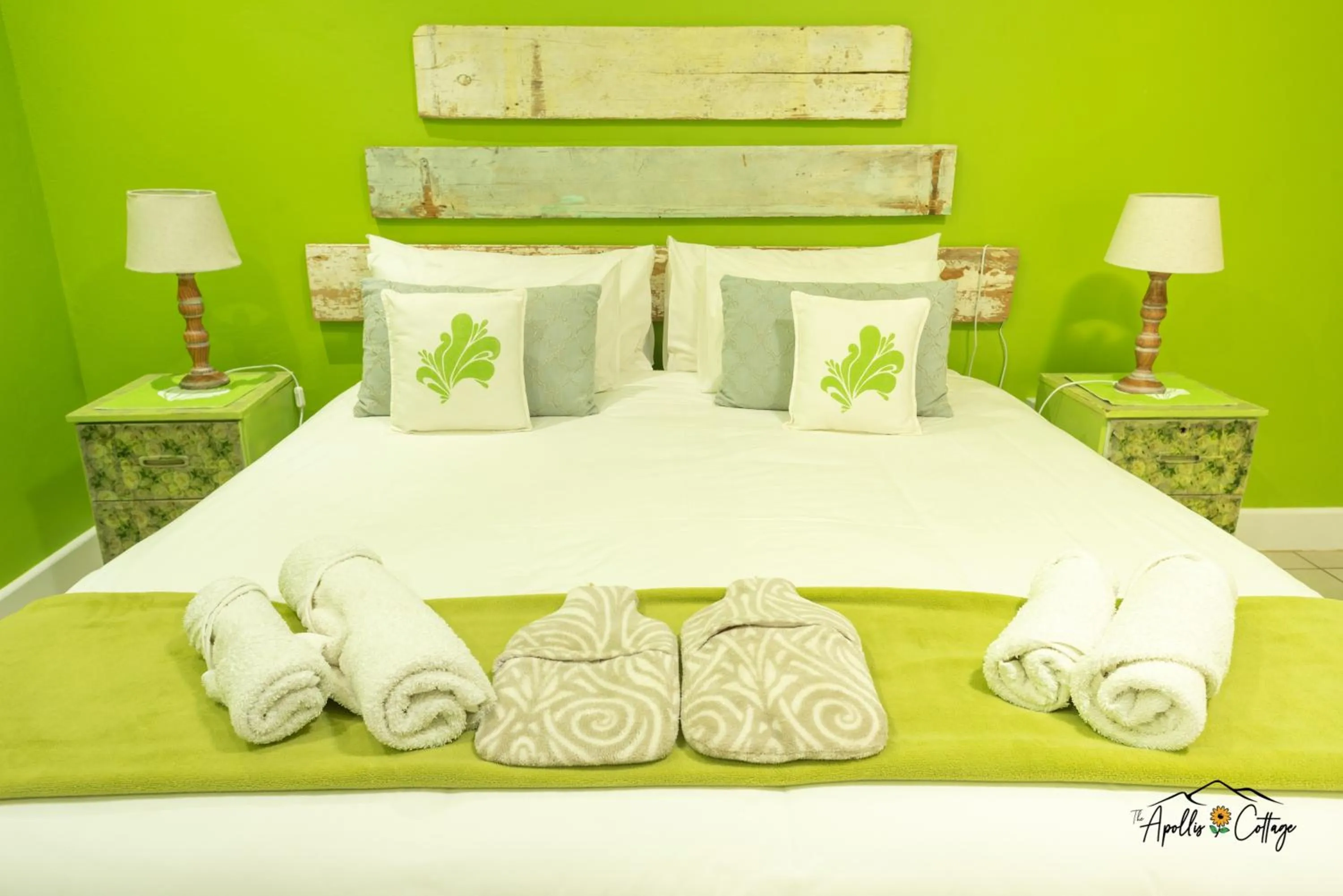 Bed in Apollis Cottage