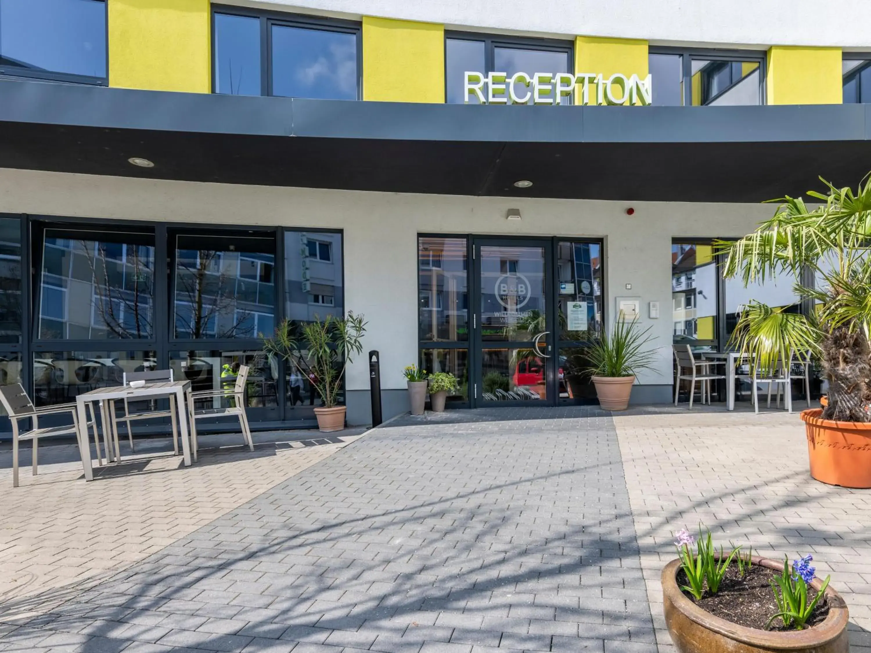 Property building in B&B Hotel Schweinfurt-City Property building in B&B Hotel Schweinfurt-City