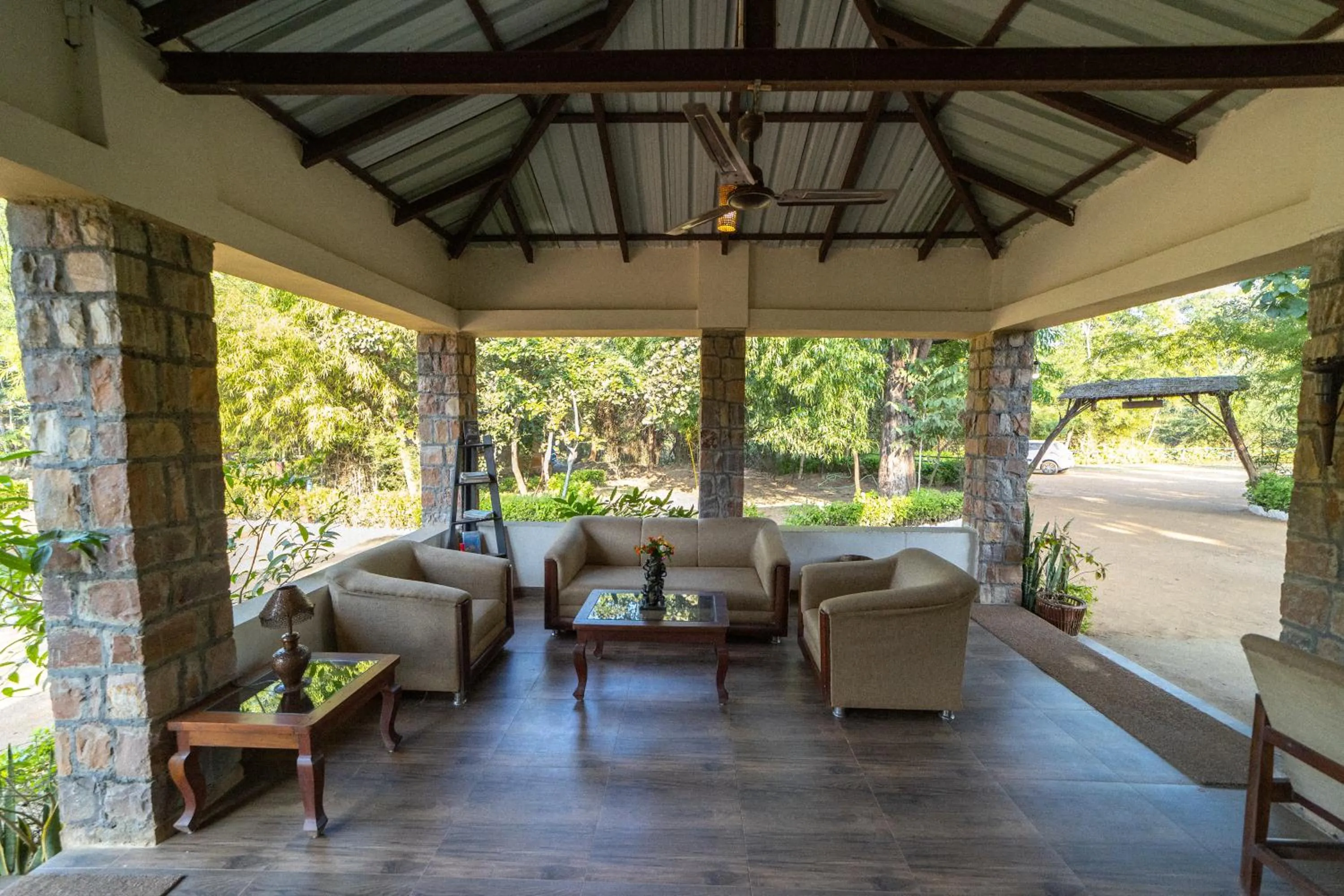 Seating area in Tiger Trails Resort