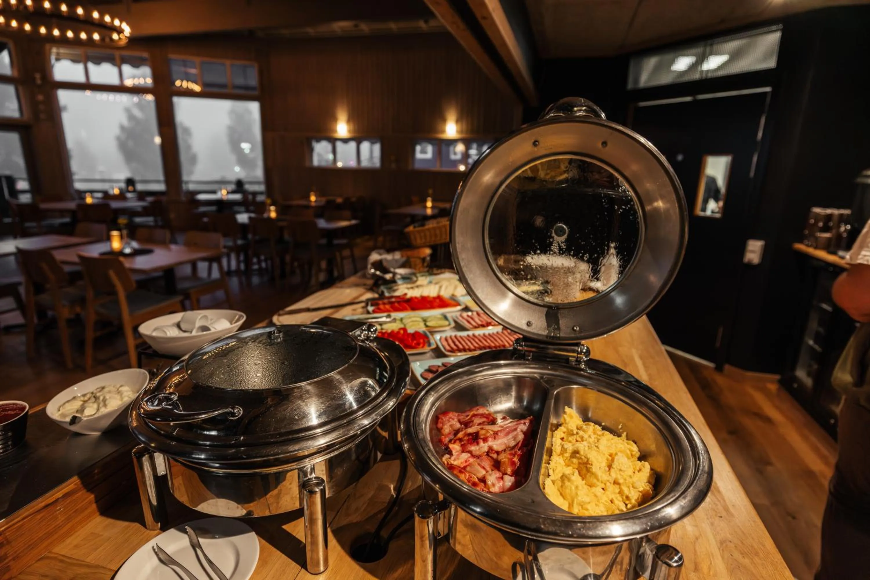 Restaurant/places to eat in Barken Lodge