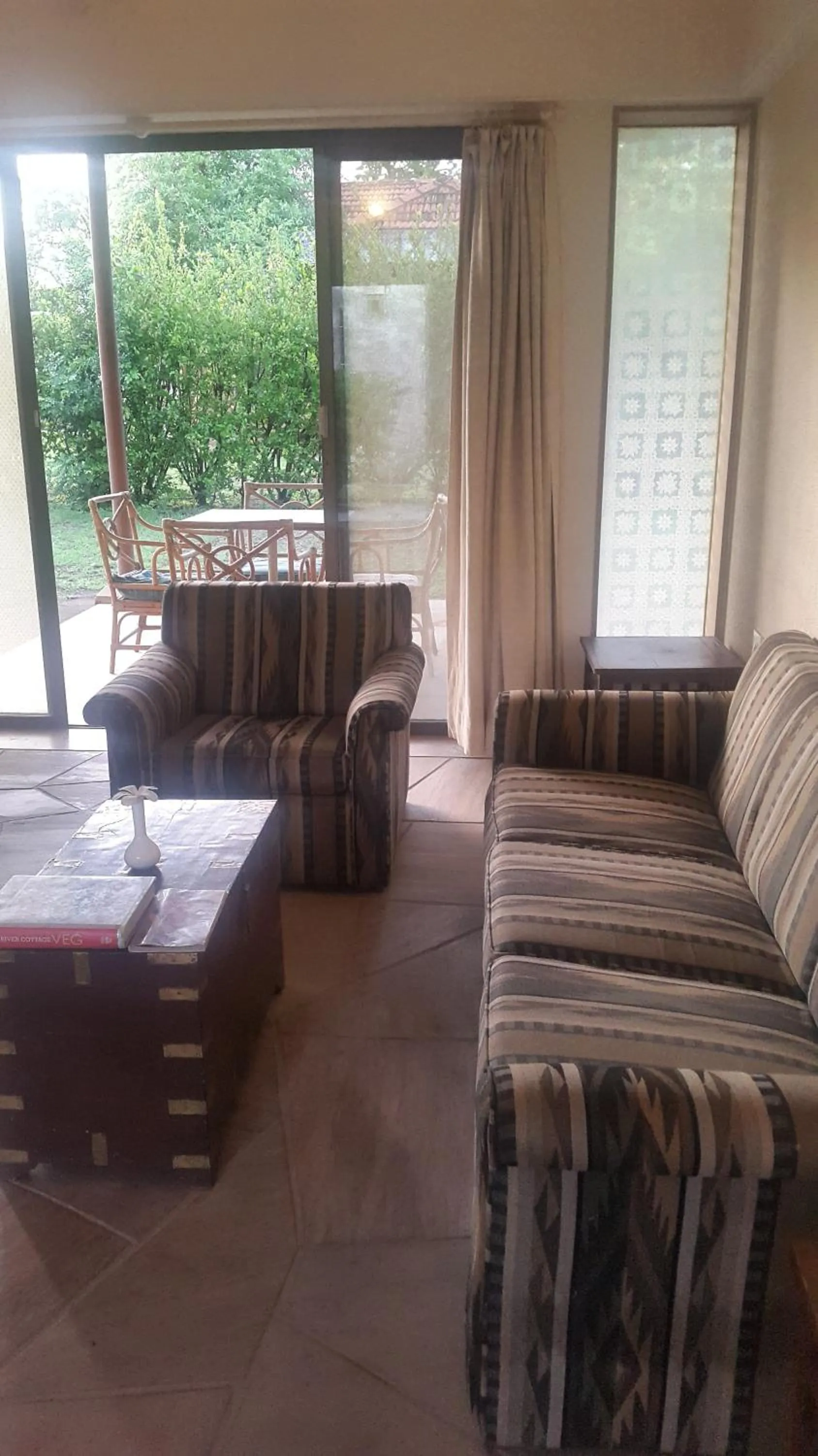 Living room in The Meadows Resort and Spa