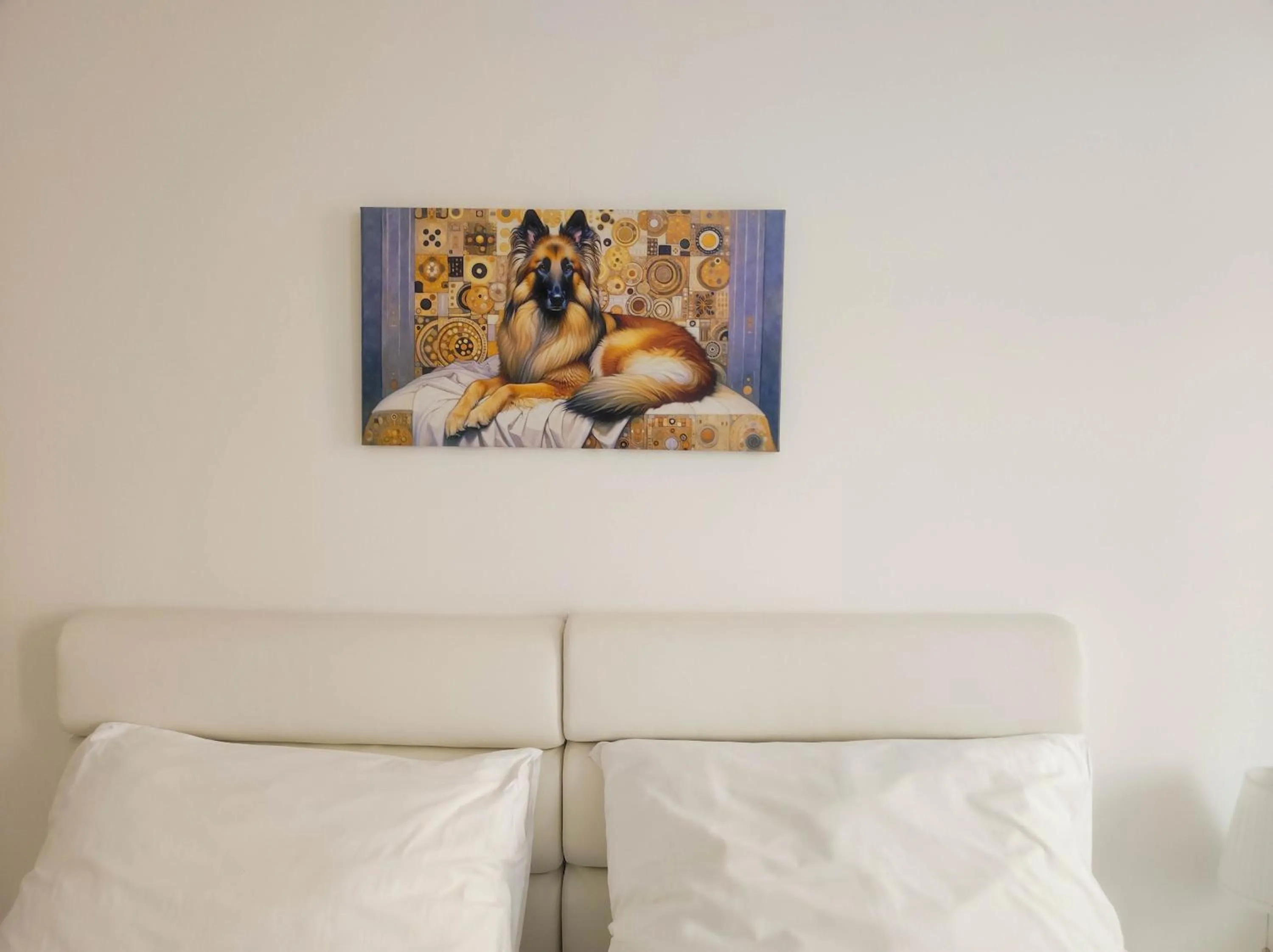 Photo of the whole room, Bed in Old Vienna Apartments