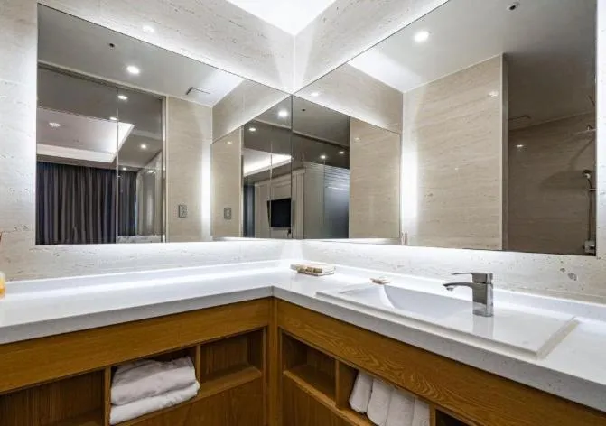 Bathroom in Yangsan Time Square Hotel