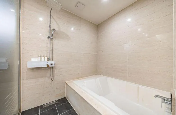 Hot Tub in Yangsan Time Square Hotel