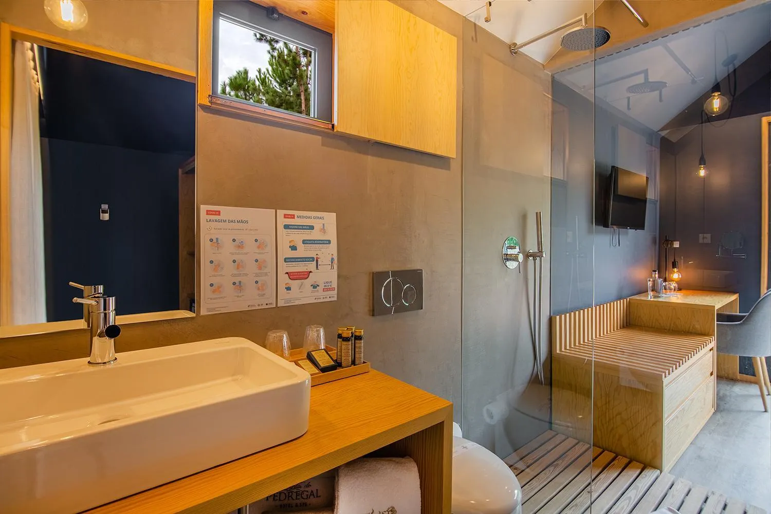 Bathroom in Quinta do Pedregal Hotel & Spa