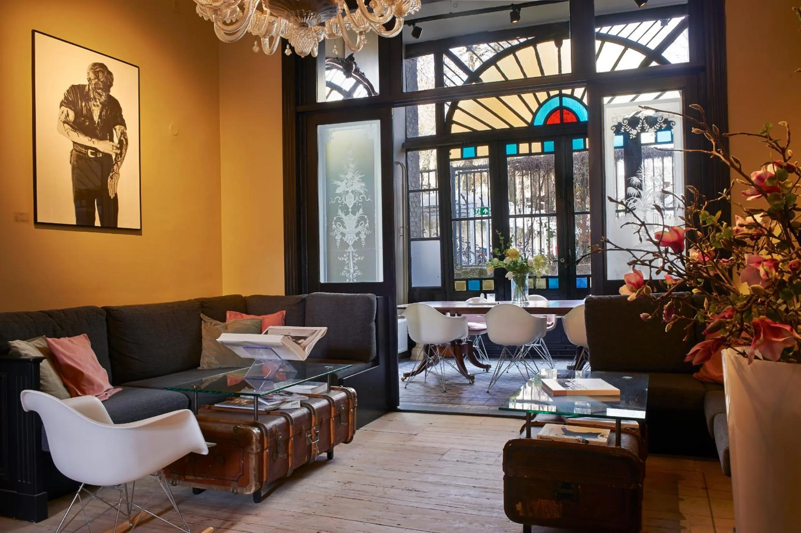 Lounge or bar in Hotel Les Charmes